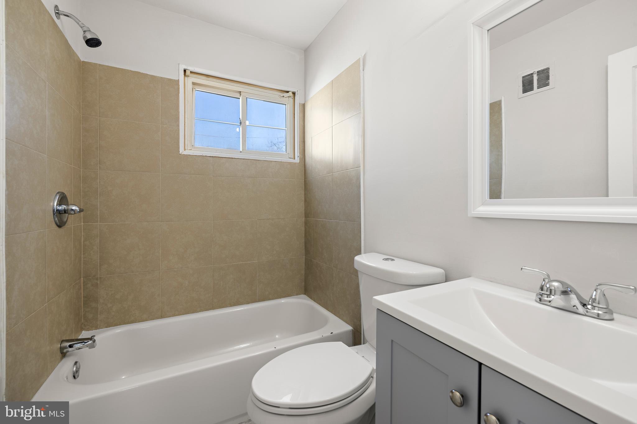 IVERSON VILLAGE CONDO - Residential Lease