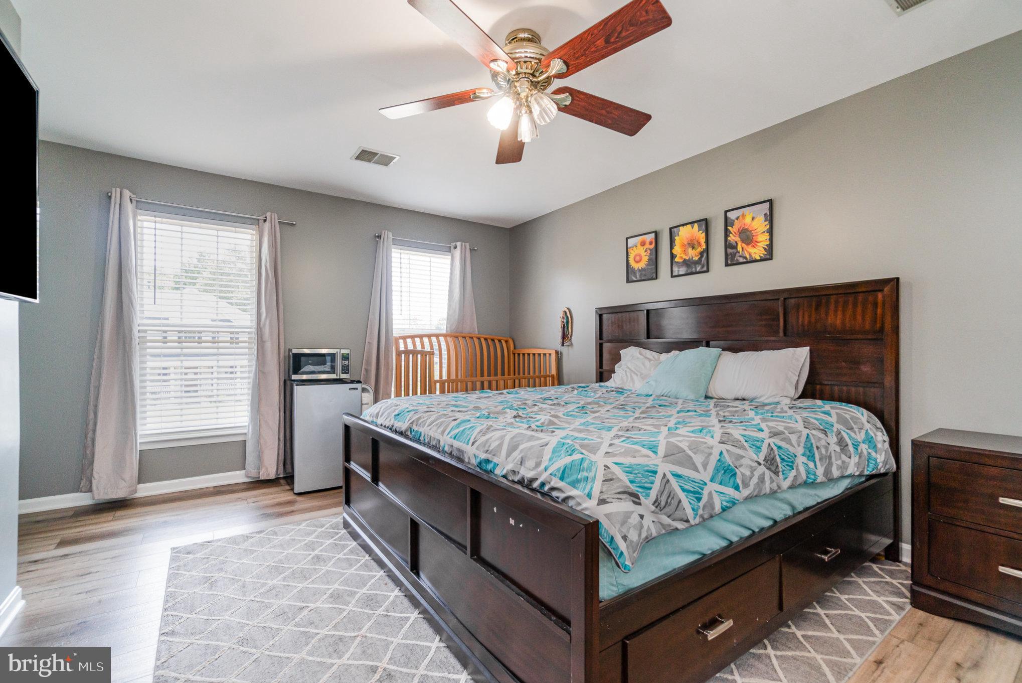 WAYSIDE VILLAGE - Residential