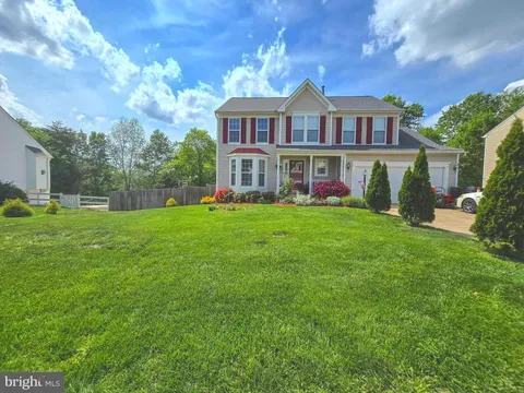17616 Chisholm Lane, Dumfries, VA MLS: VAPW2092842