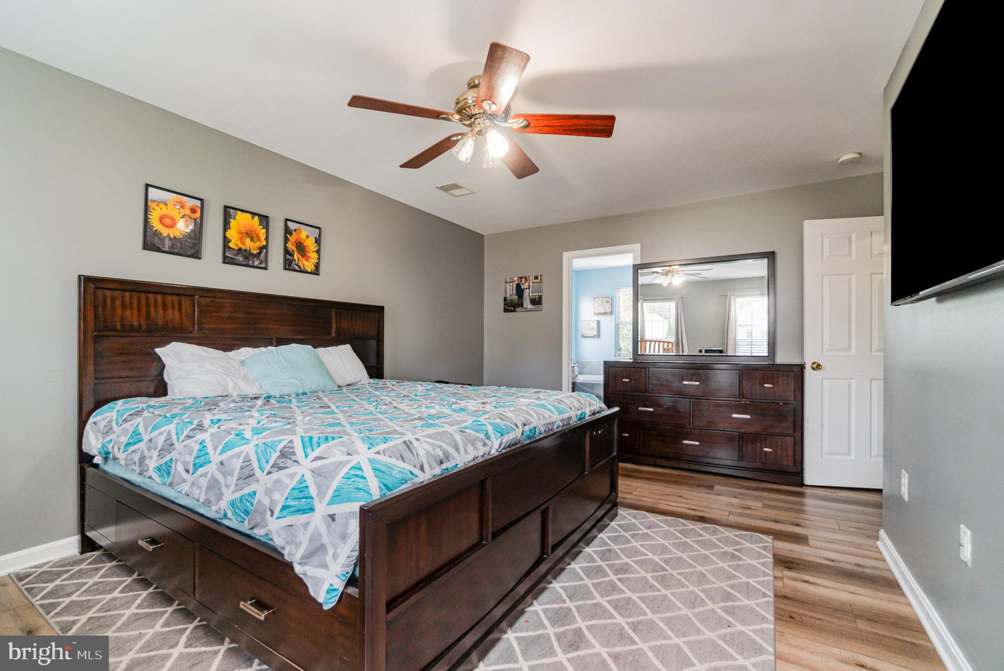 WAYSIDE VILLAGE - Residential