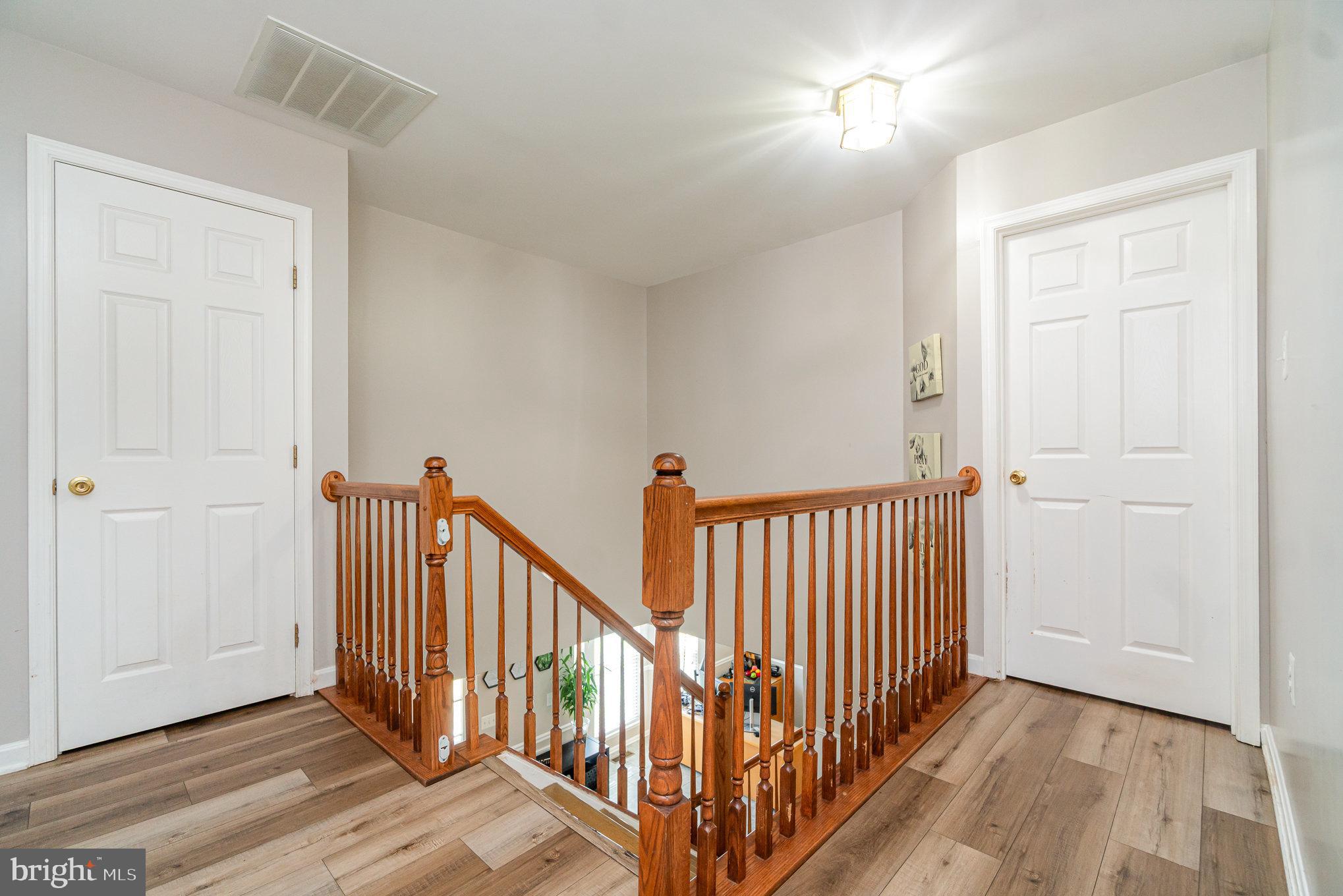 WAYSIDE VILLAGE - Residential