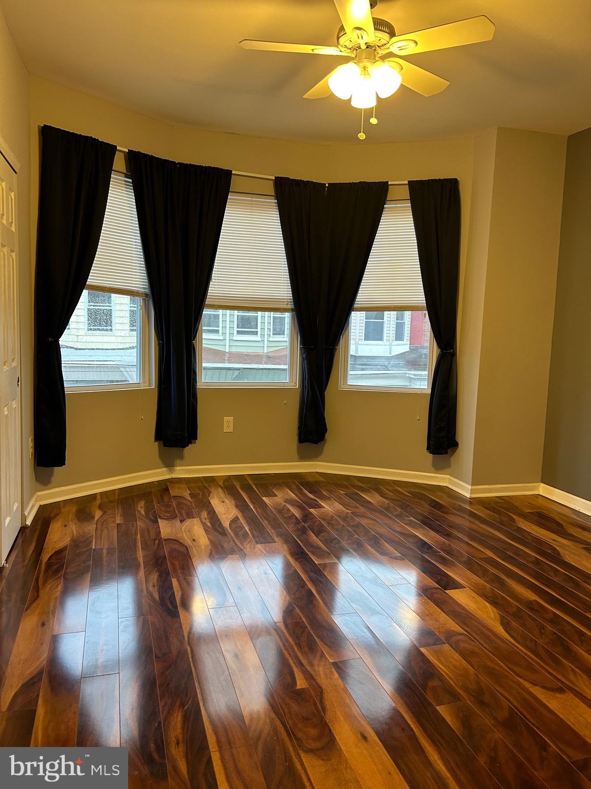 WALNUT HILL - Residential Lease