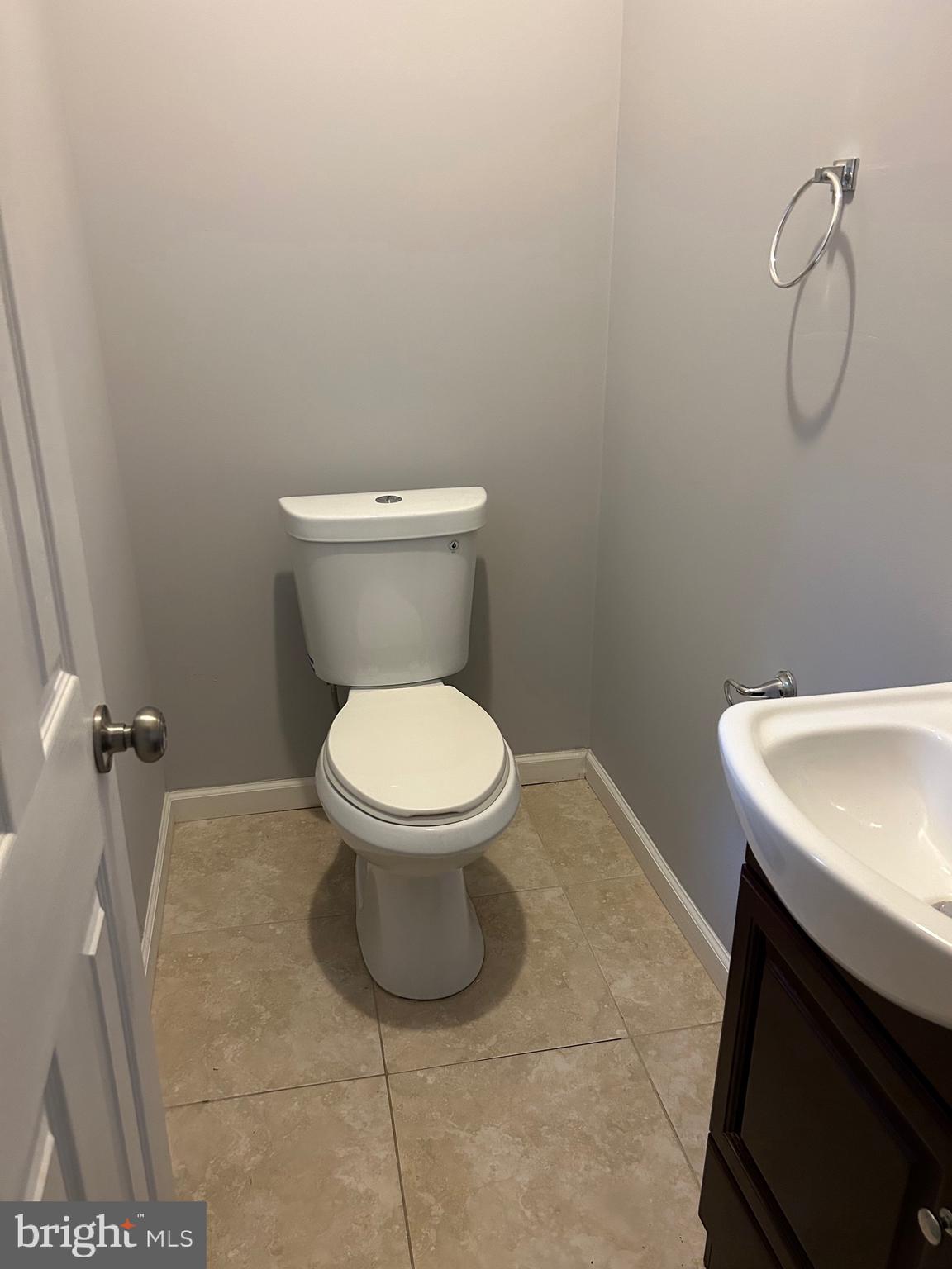 WALNUT HILL - Residential Lease