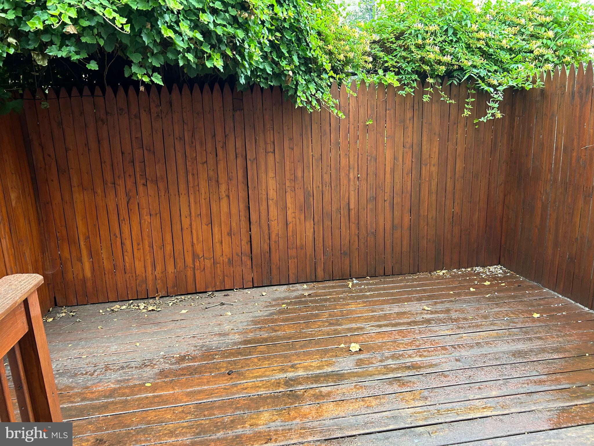 WALNUT HILL - Residential Lease