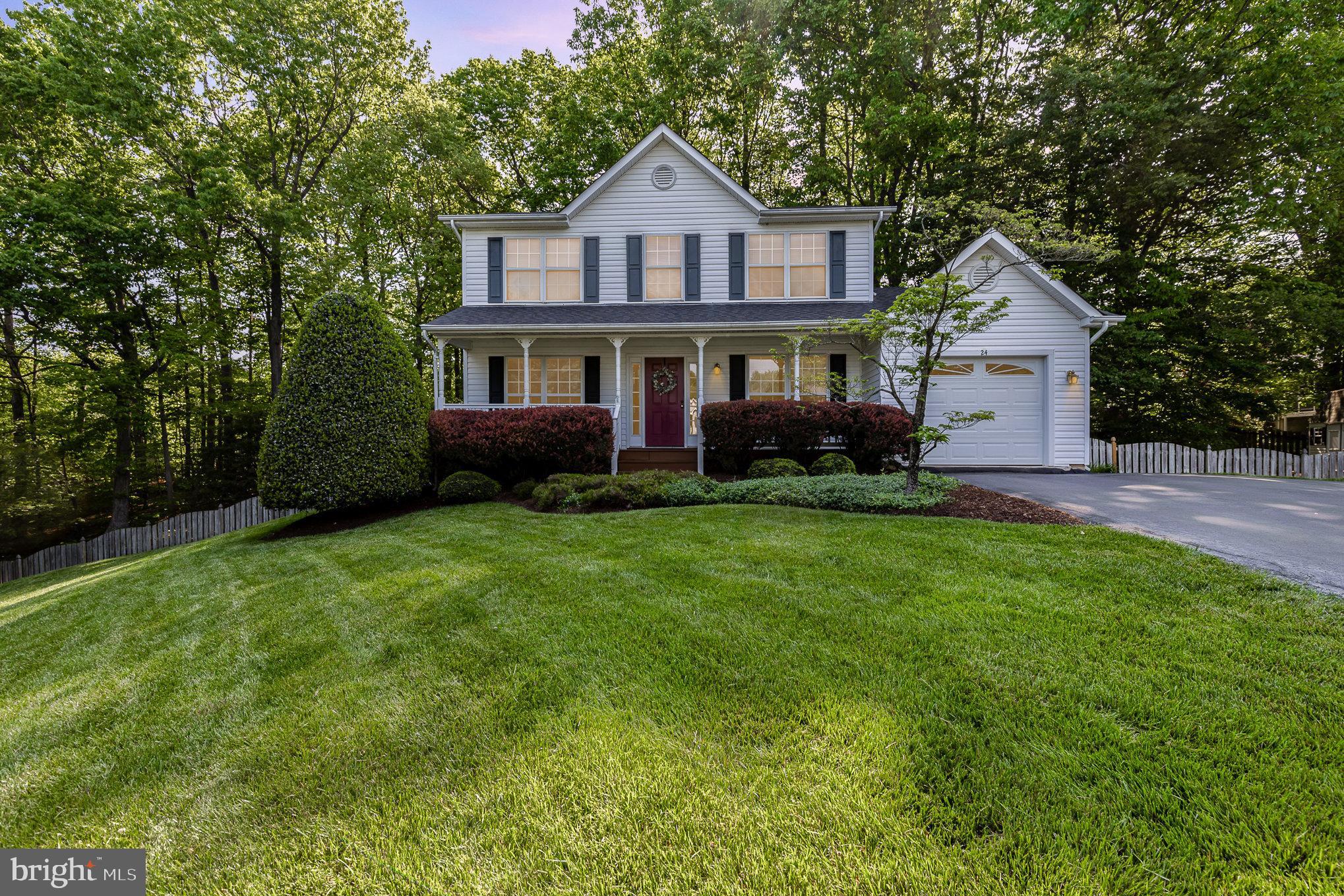 STONE RIVER - Residential