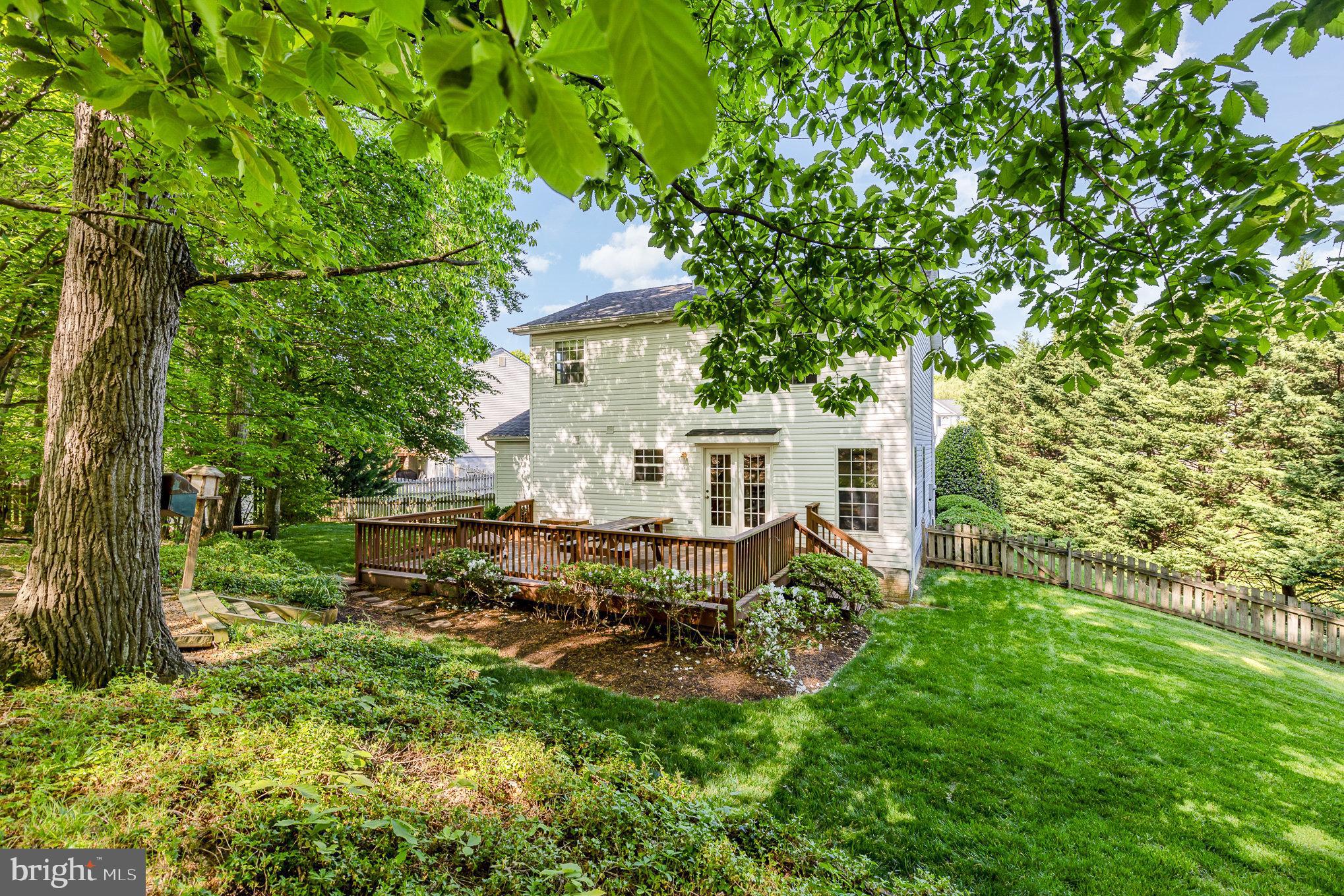 STONE RIVER - Residential