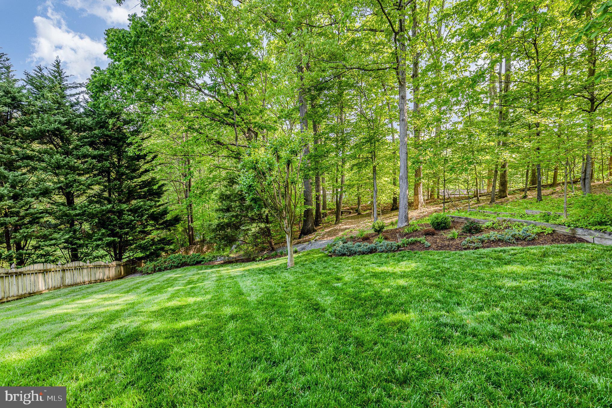 STONE RIVER - Residential