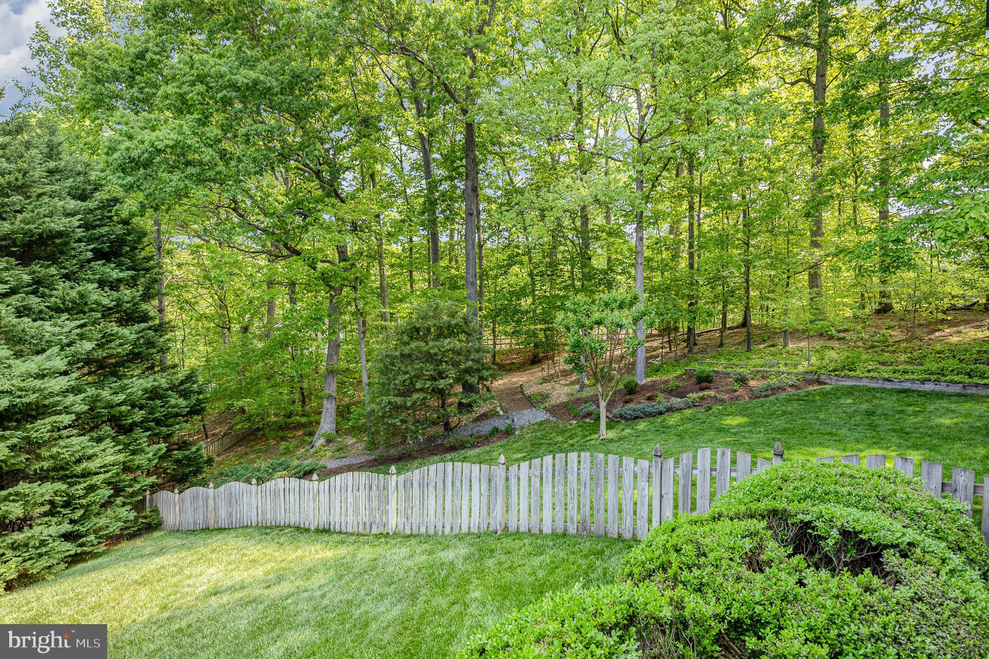 STONE RIVER - Residential