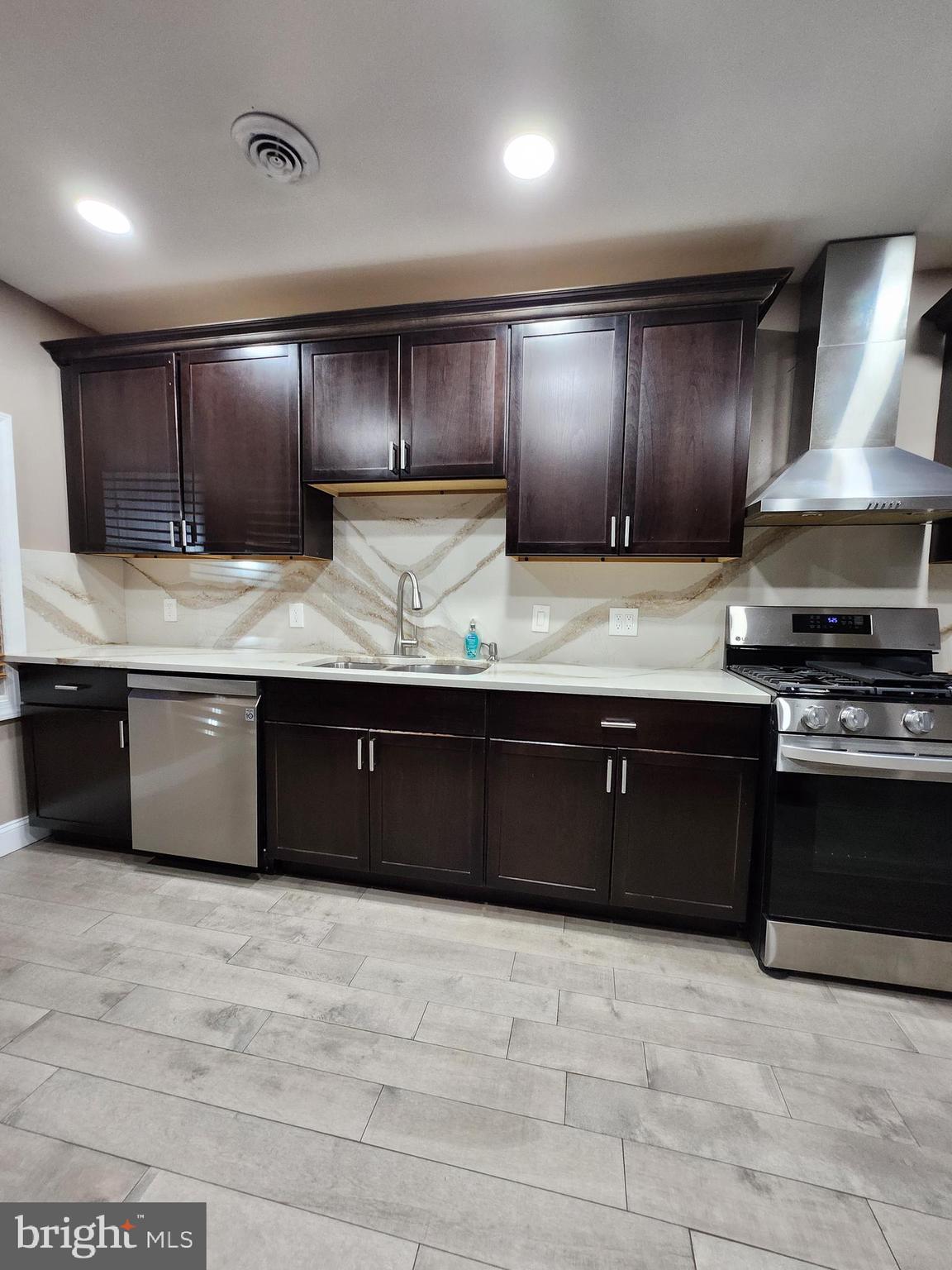 210 WHITE HORSE PIKE 2ND FLOOR