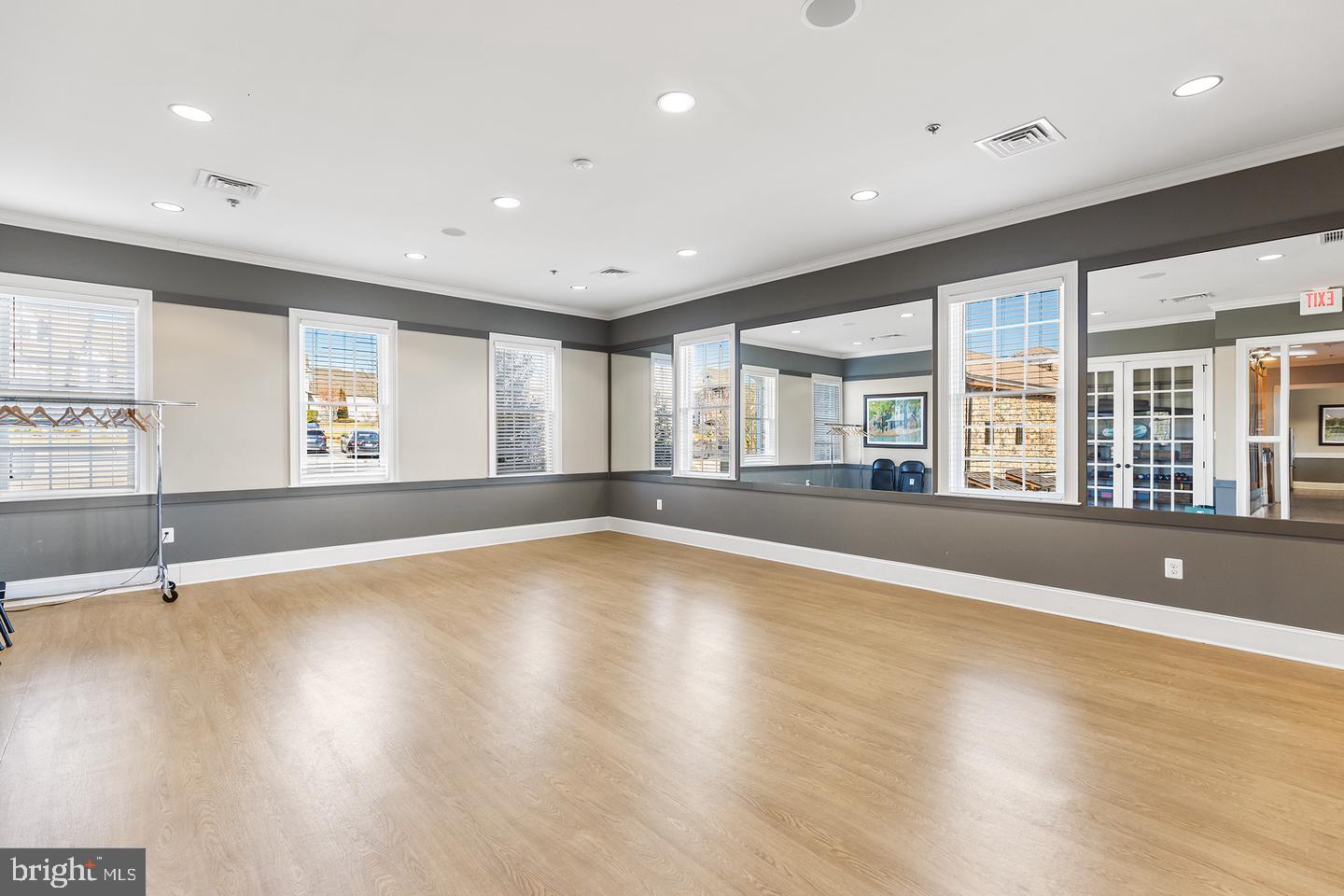 LISETER - Residential