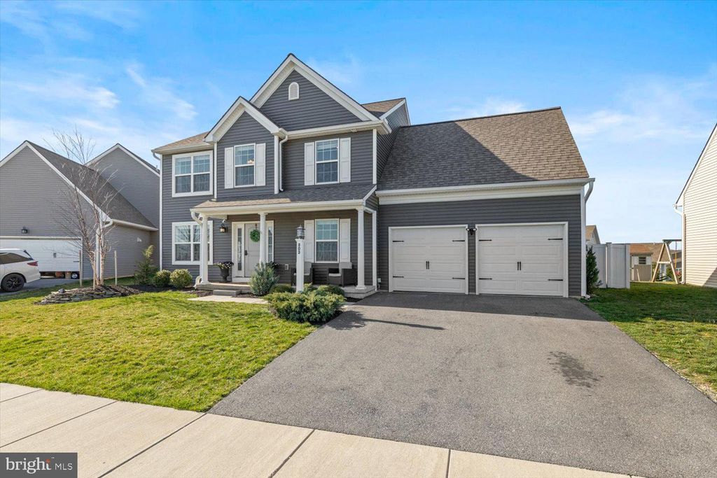 Photo of 803 WESTBROOKE DR, ELIZABETHTOWN, PA 17022 (MLS # PALA2033186)