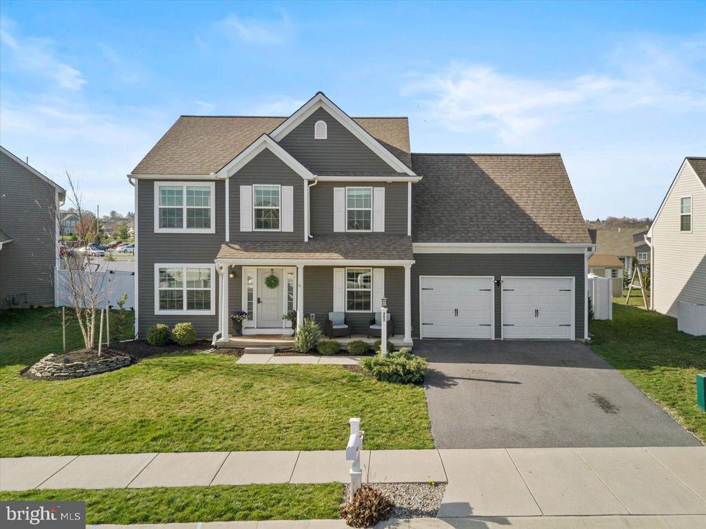 Photo of 803 WESTBROOKE DR, ELIZABETHTOWN, PA 17022 (MLS # PALA2033186)