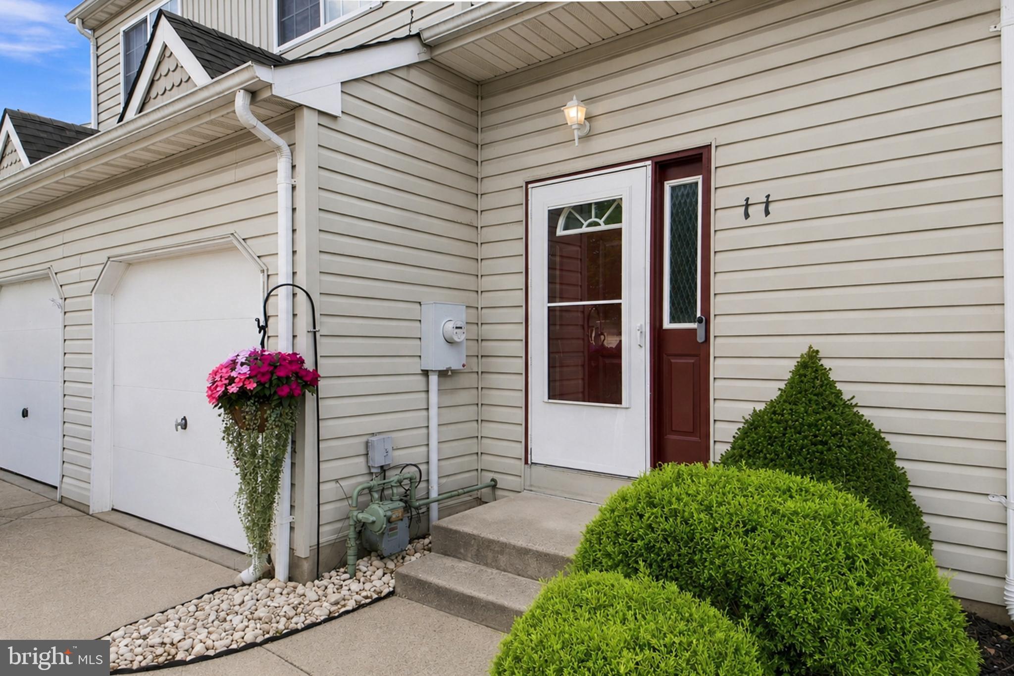 11 CARAWAY COURT