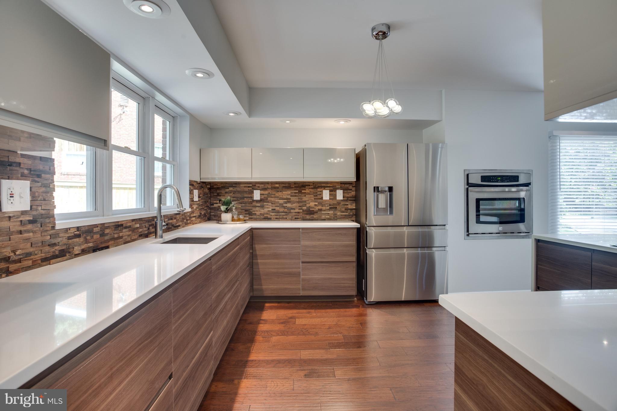 ENGLANDBORO - Residential