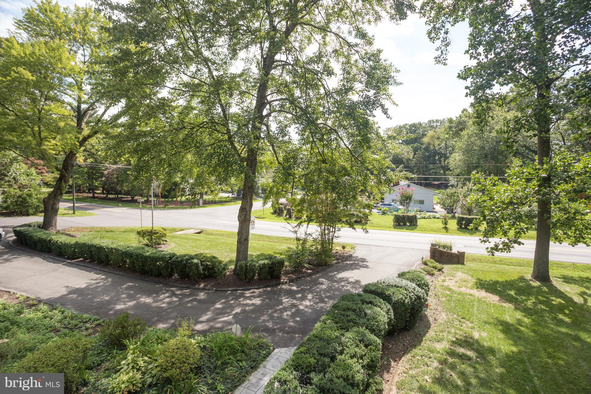 ENGLANDBORO - Residential