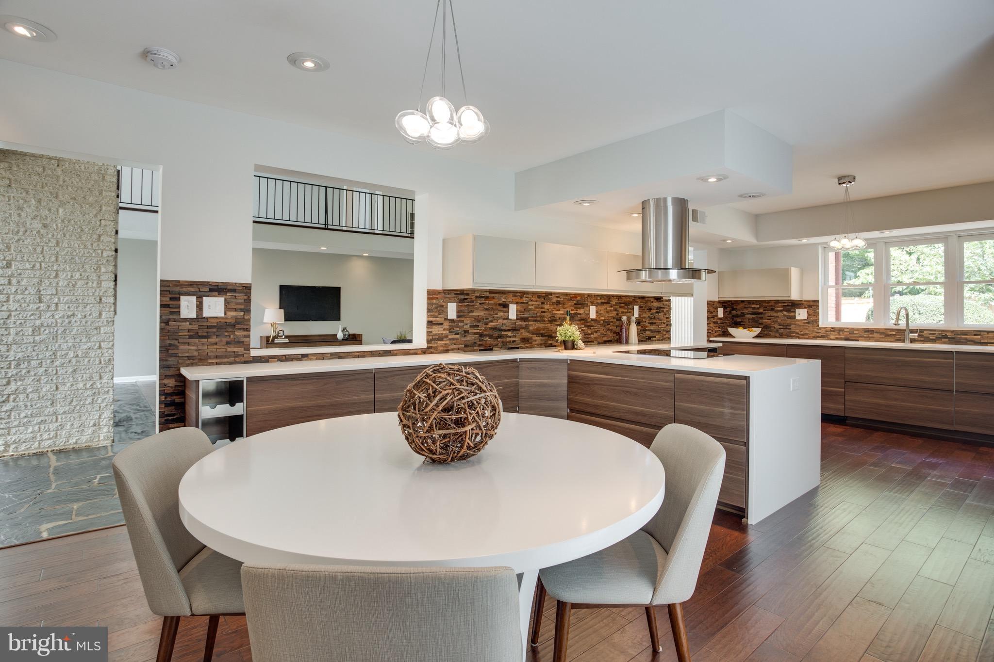 ENGLANDBORO - Residential