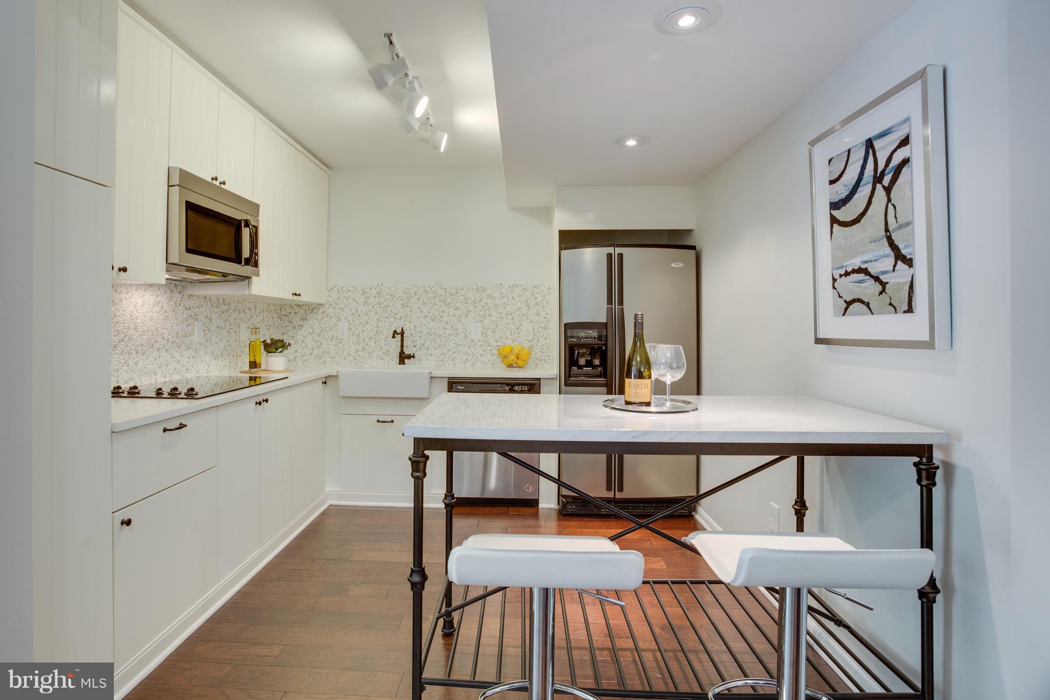 ENGLANDBORO - Residential