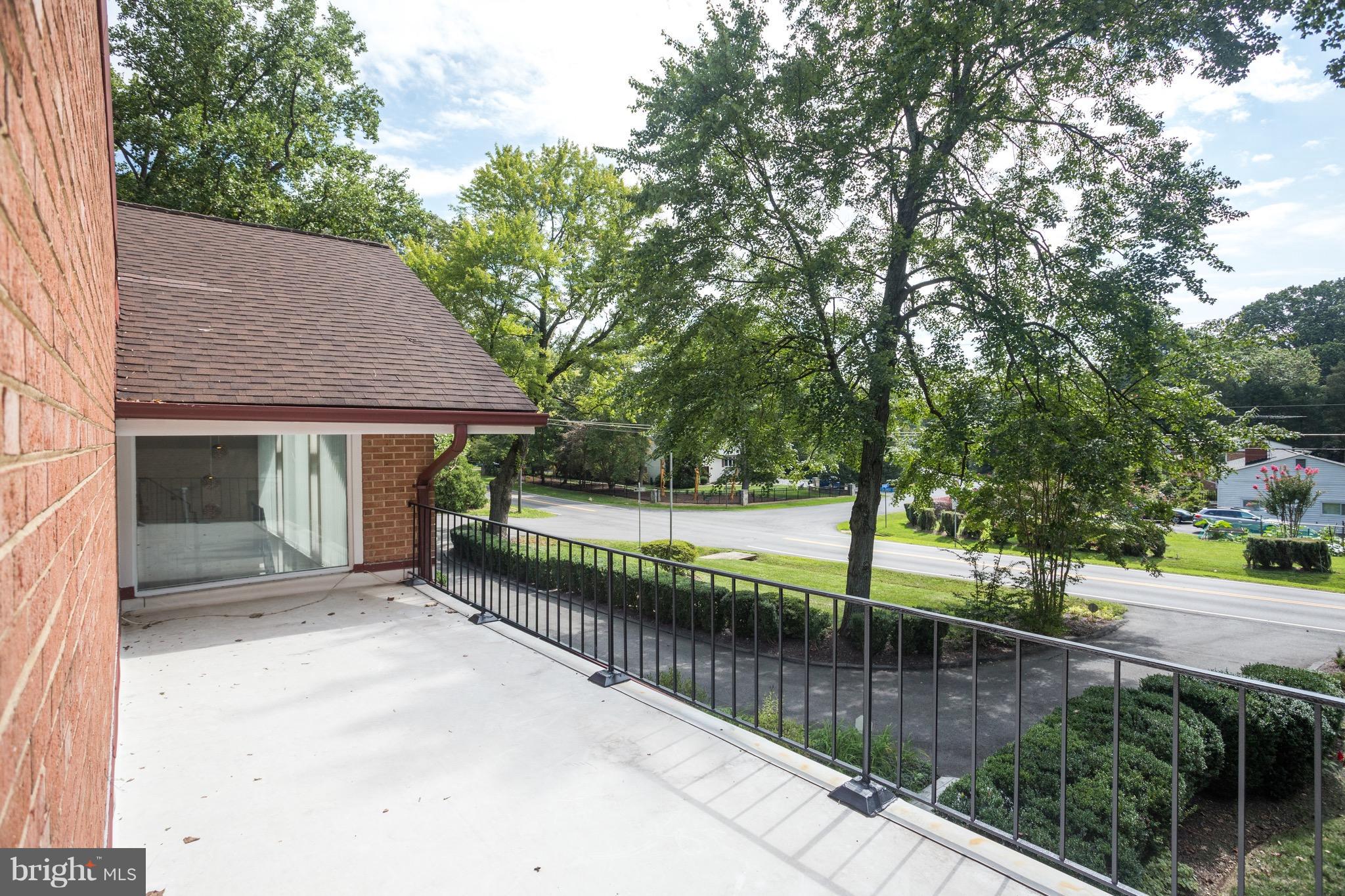 ENGLANDBORO - Residential