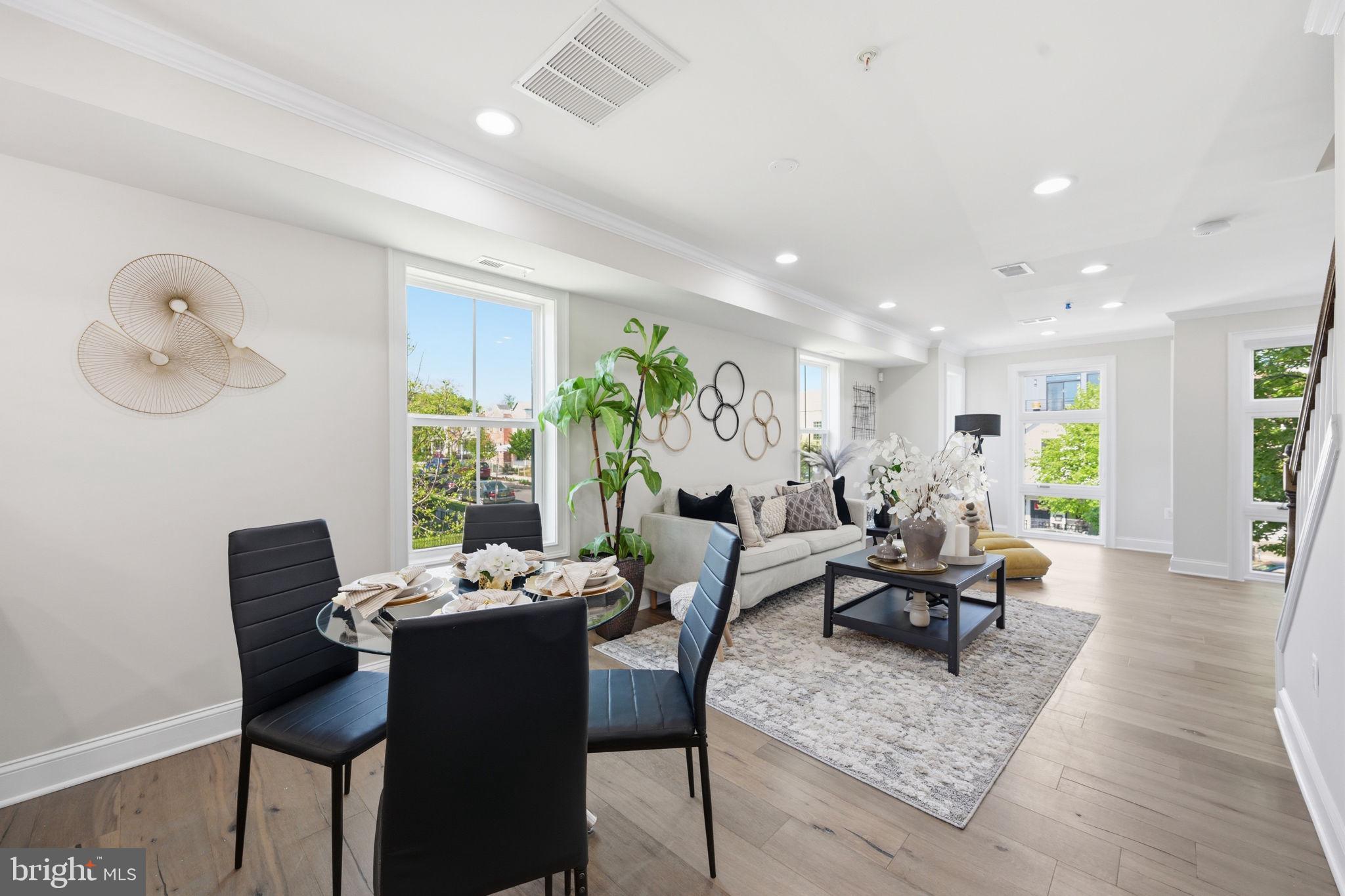 1657 MONTELLO AVENUE NE 2