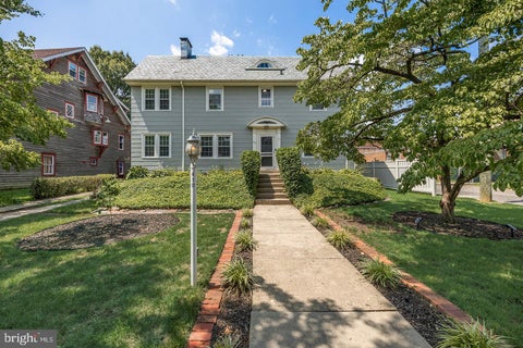Homes For Sale - 410 W Franklin Ave Ave<br/> COLLINGSWOOD, NJ 08107