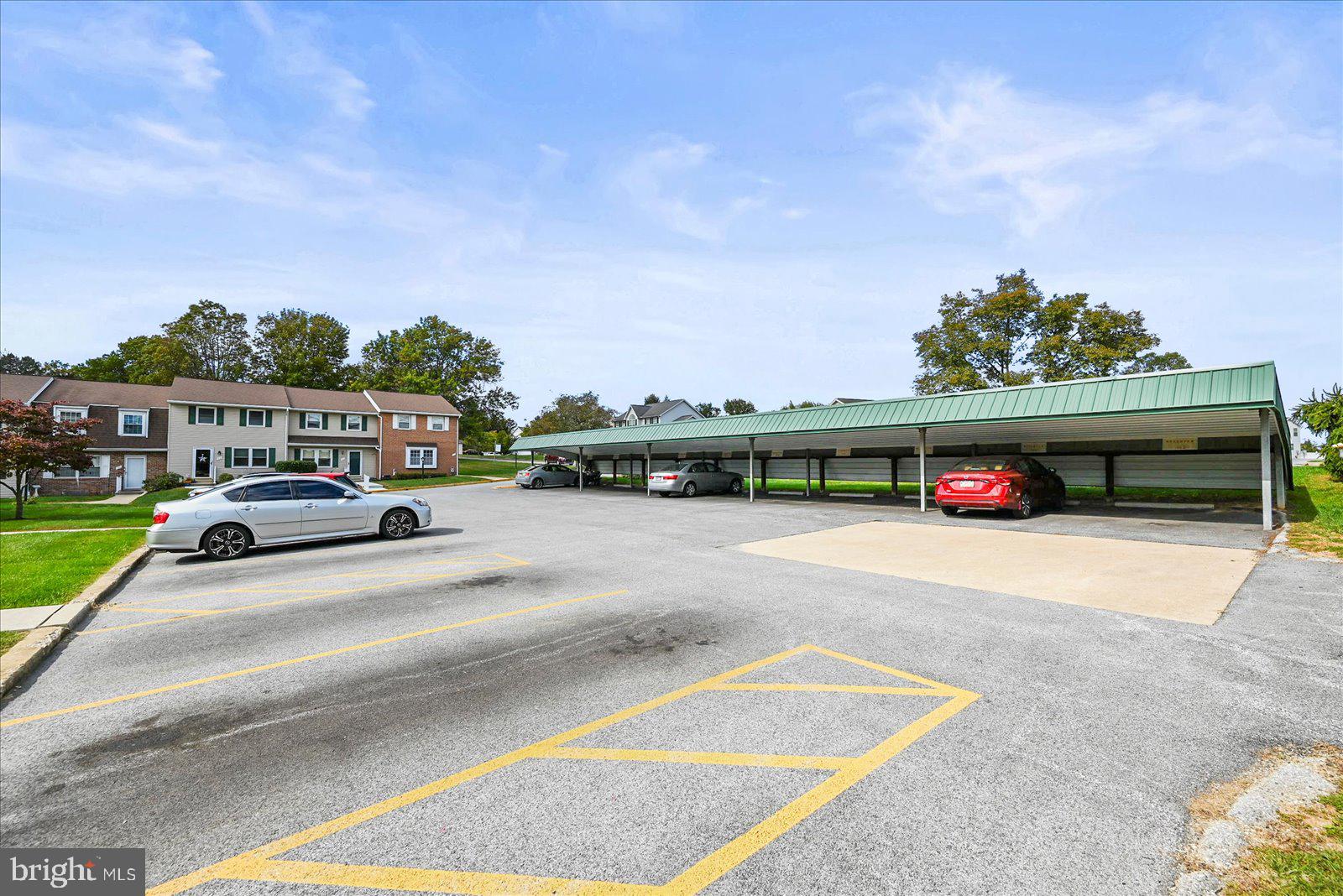 VILLAGE OF FOX RUN - Residential