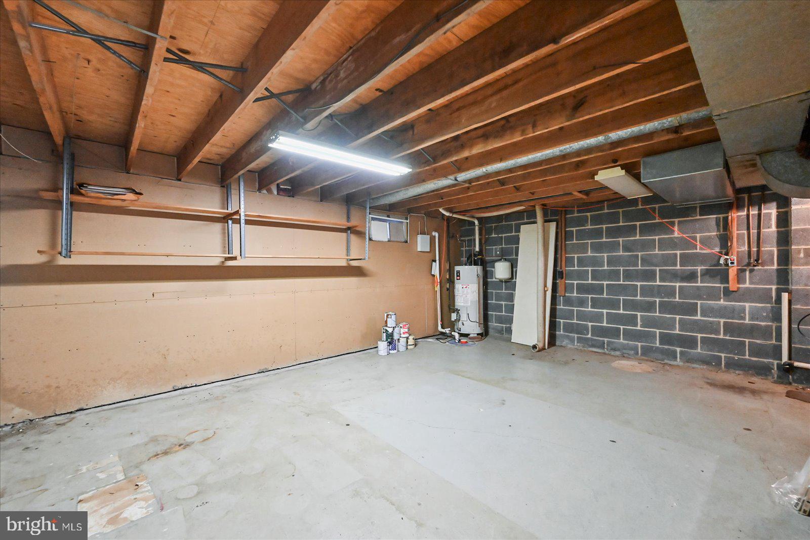 VILLAGE OF FOX RUN - Residential