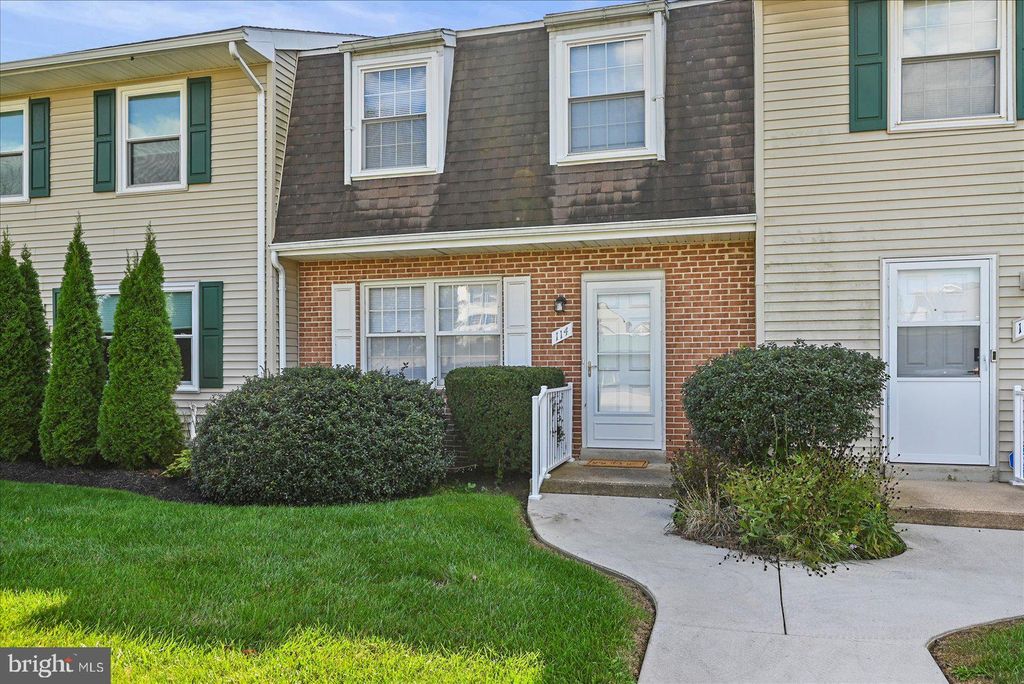 Photo of 114 Dew Drop Court #114, YORK, PA 17403 (MLS # PAYK2091690)