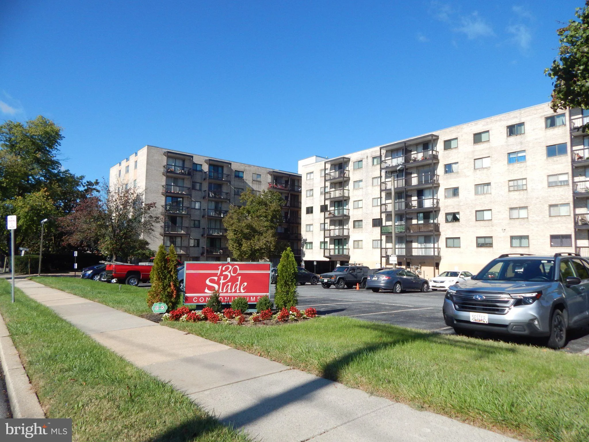 130 Slade Avenue Unit 614