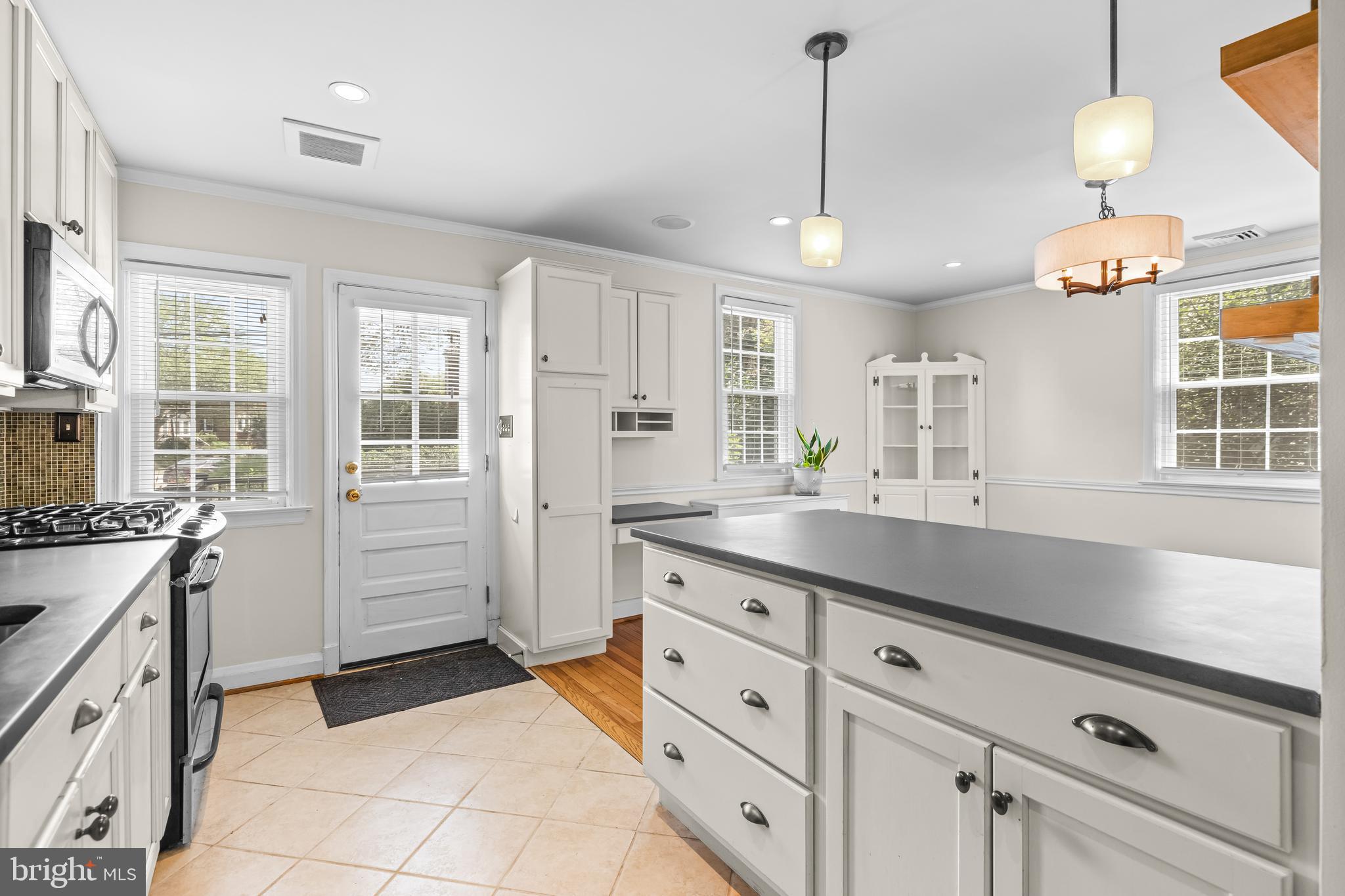 GAYWOOD - Residential