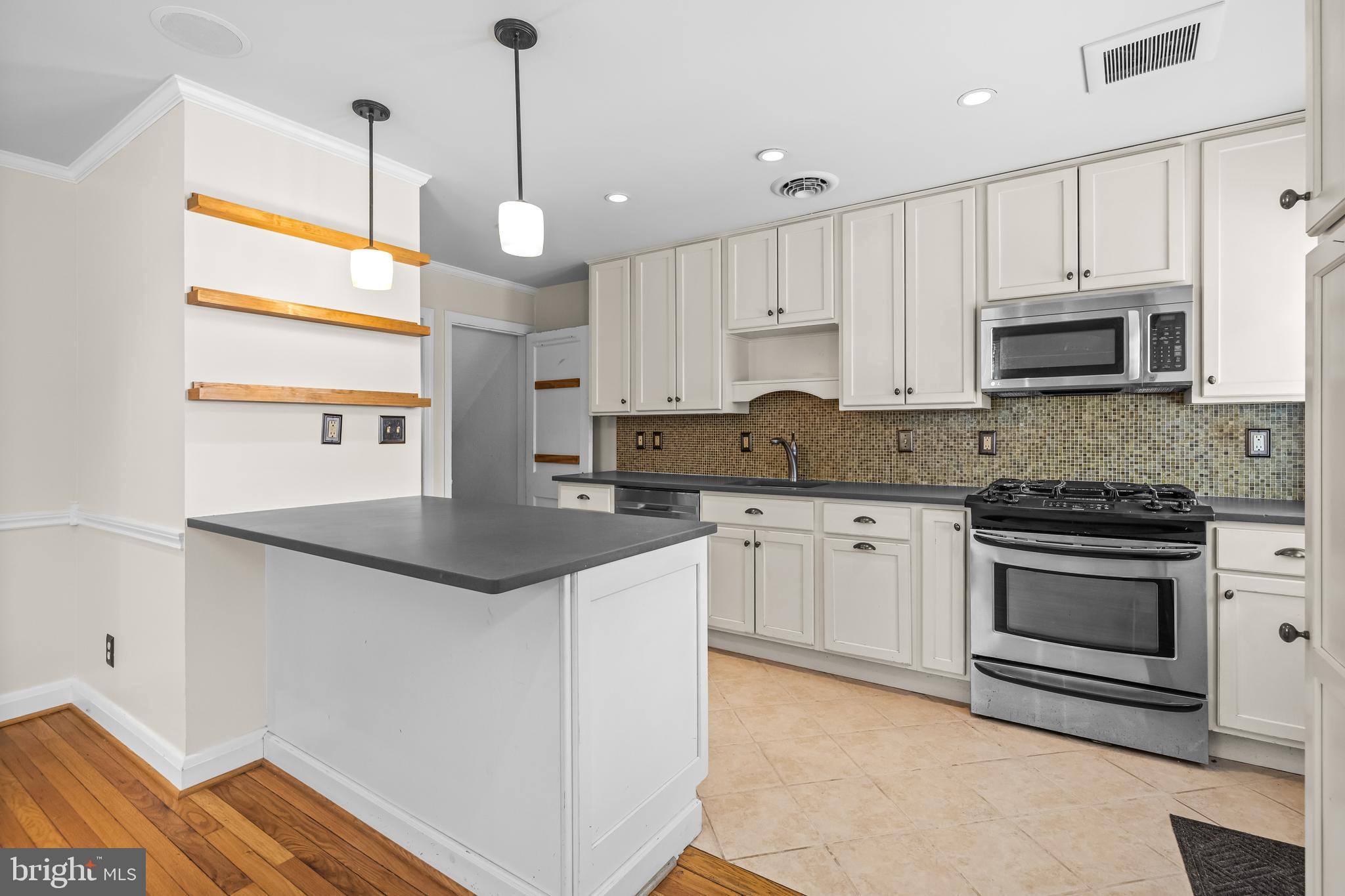 GAYWOOD - Residential