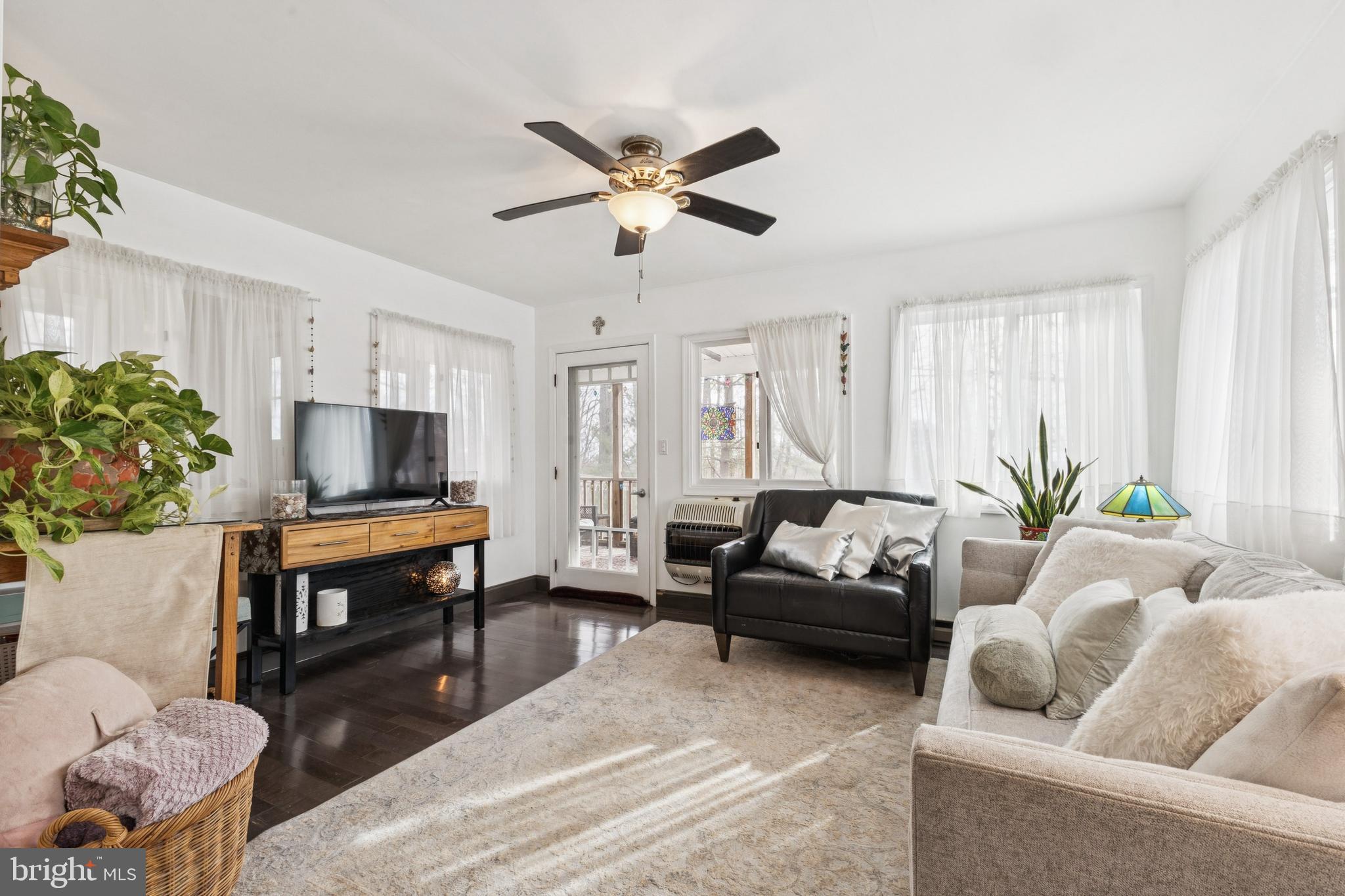 SOUTH HILL ESTATES - Residential