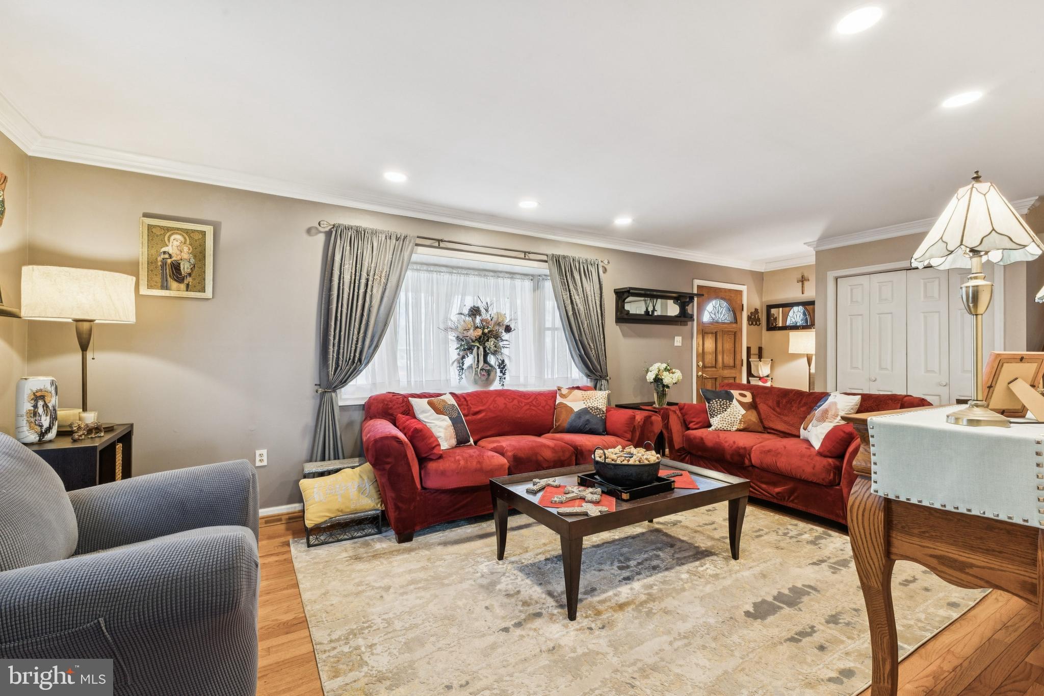 SOUTH HILL ESTATES - Residential