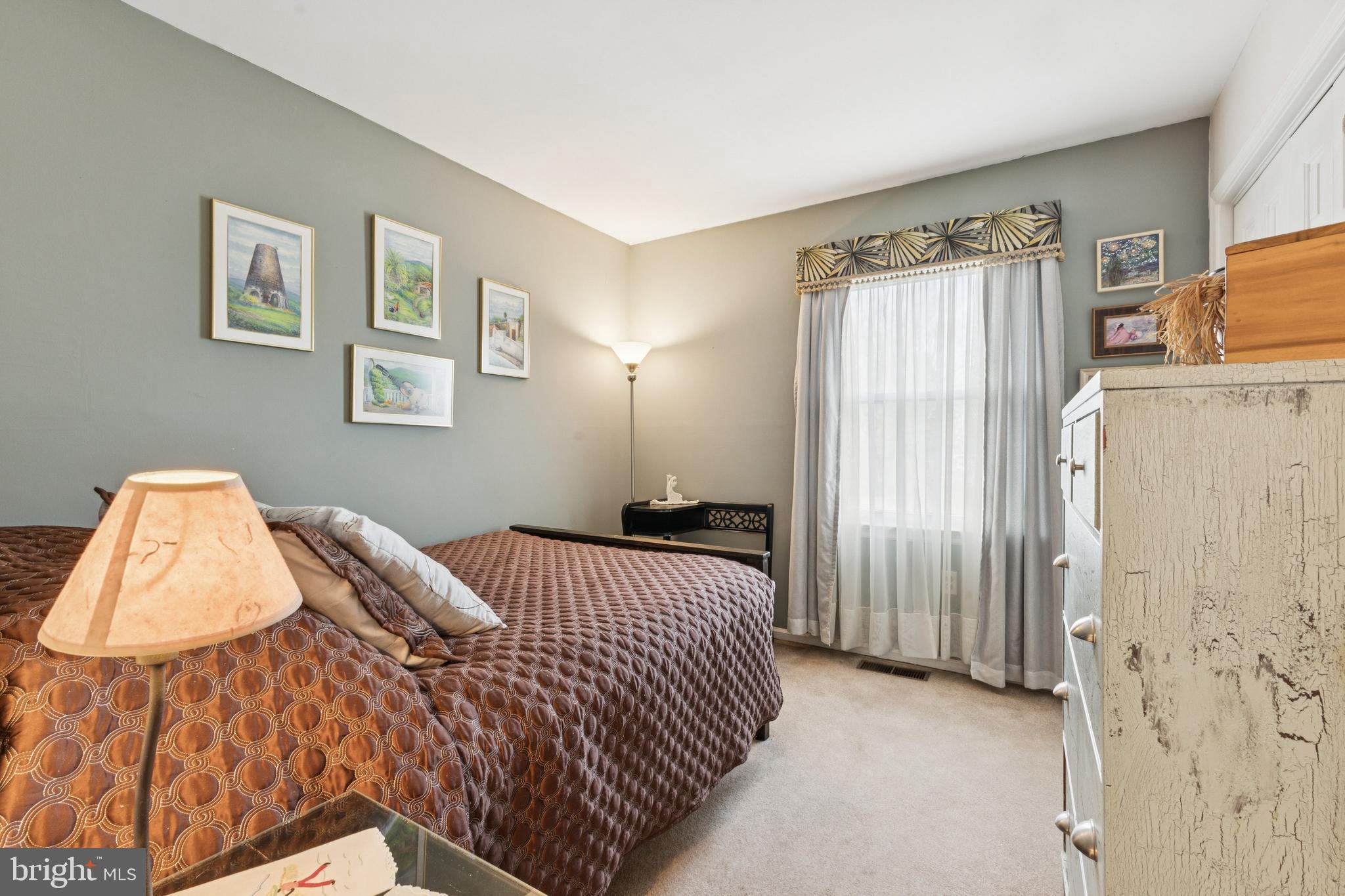 SOUTH HILL ESTATES - Residential