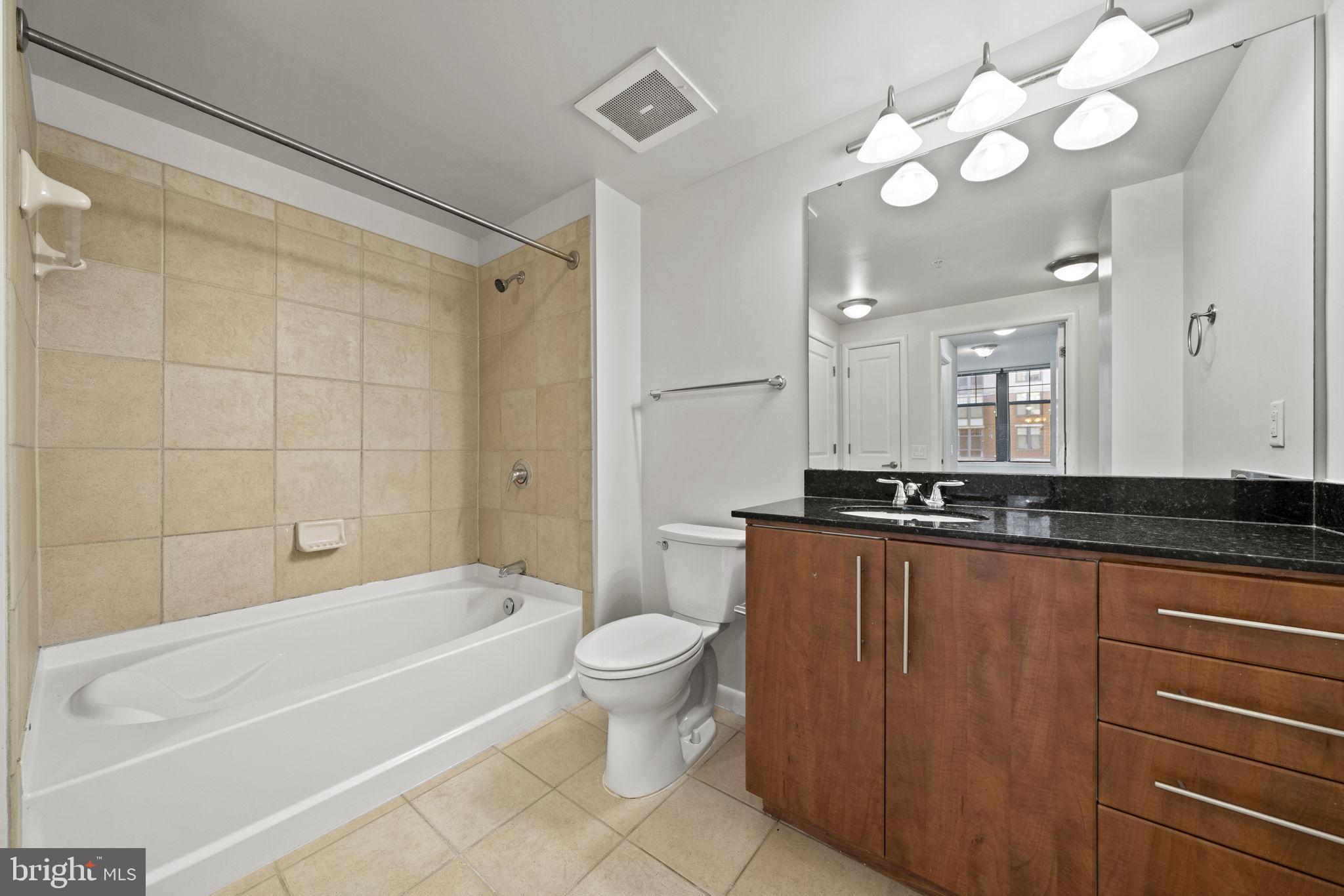 CLARENDON - Residential