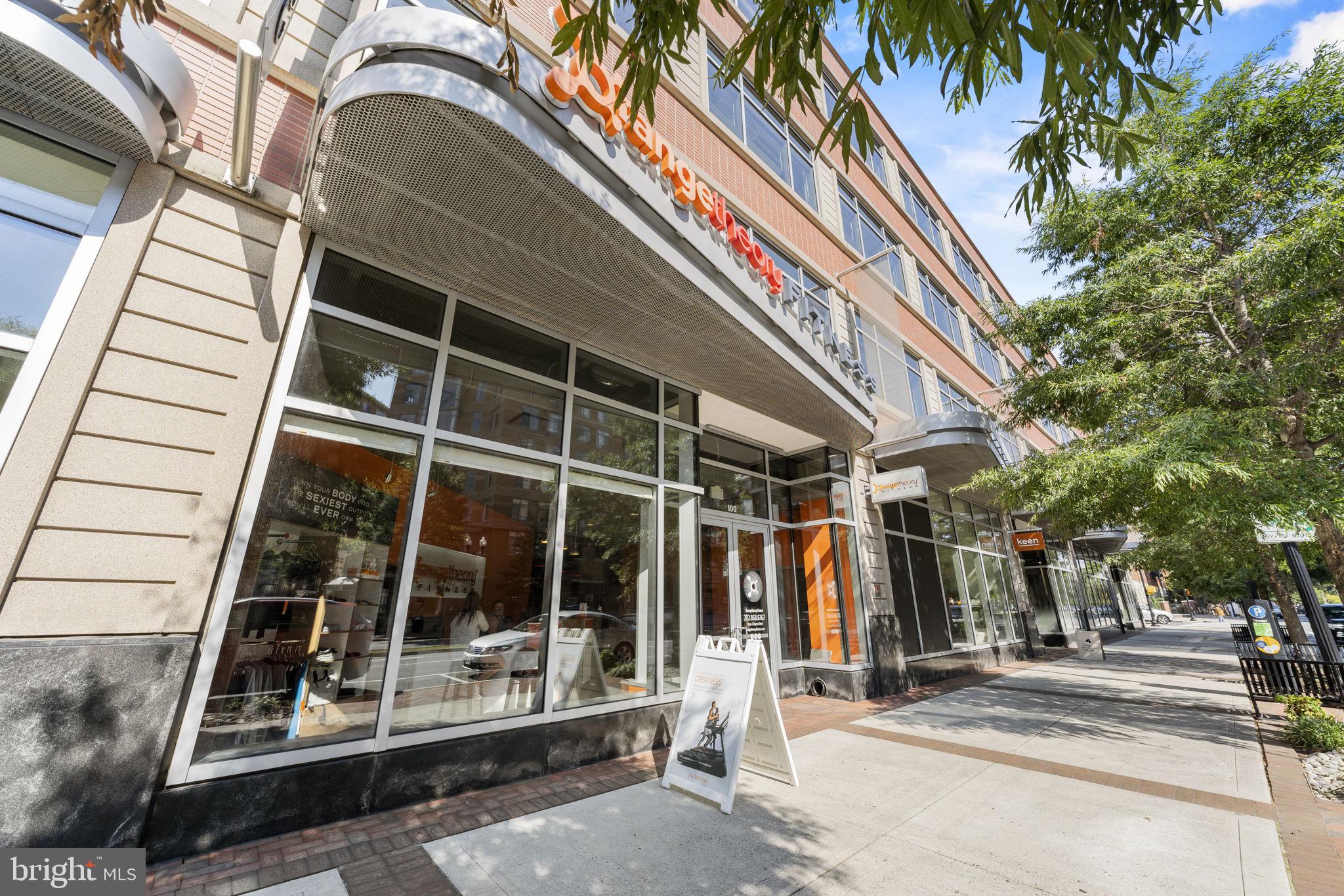 CLARENDON - Residential