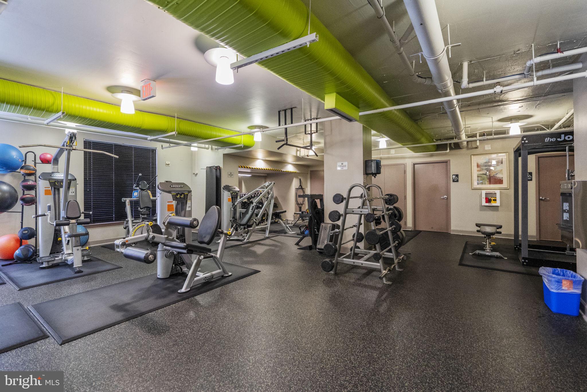 CLARENDON - Residential