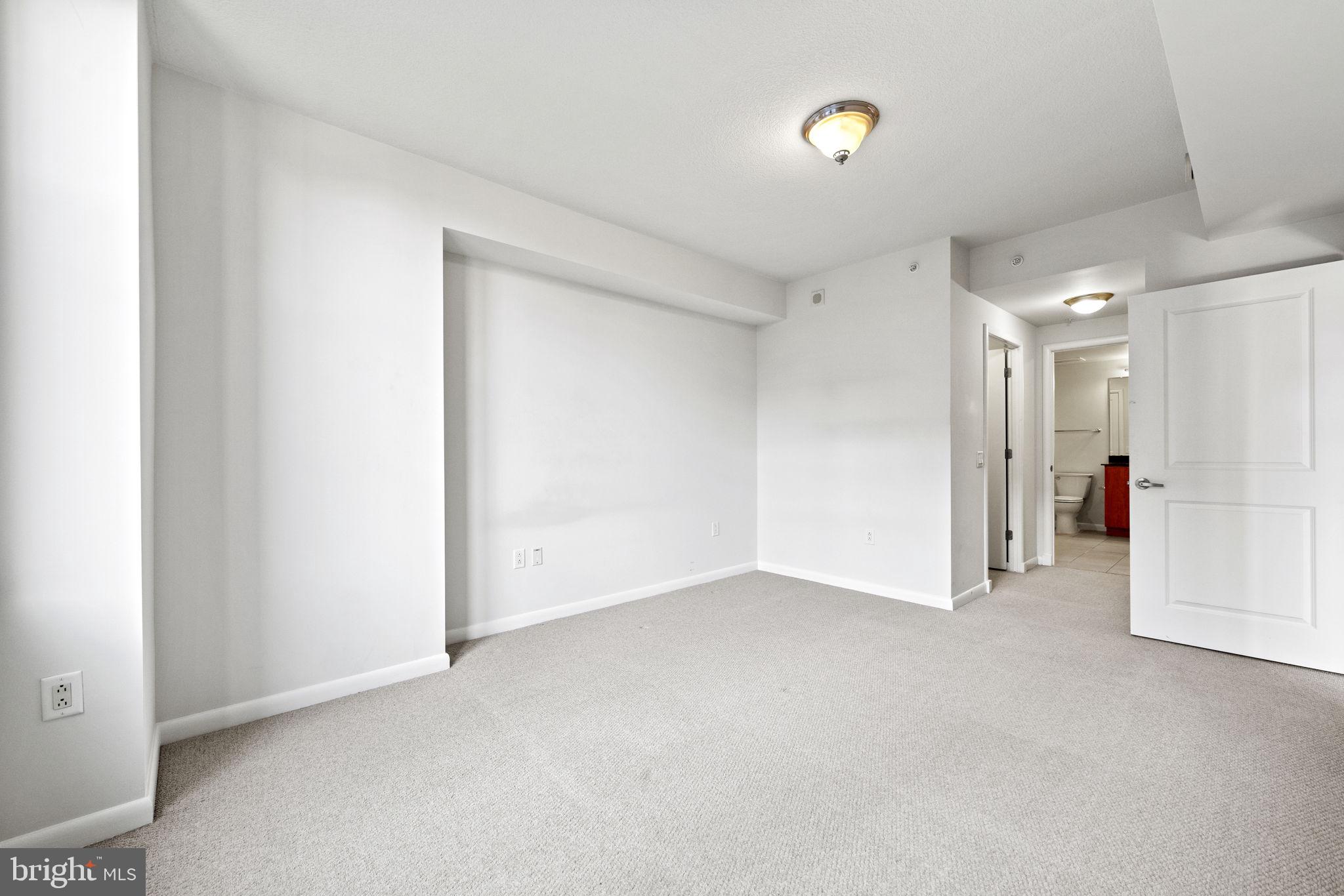 CLARENDON - Residential