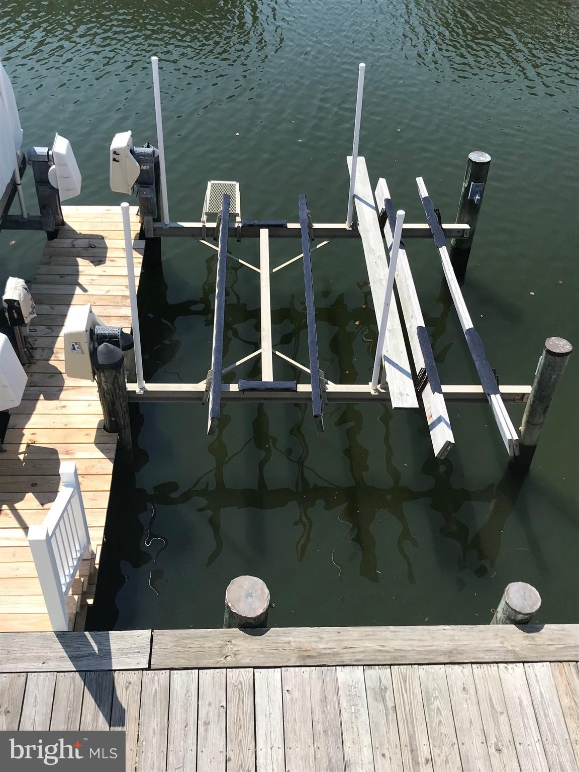 BAYSHORE ESTATES - Residential