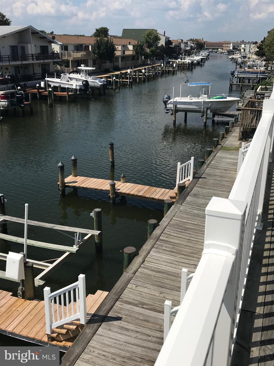 BAYSHORE ESTATES - Residential