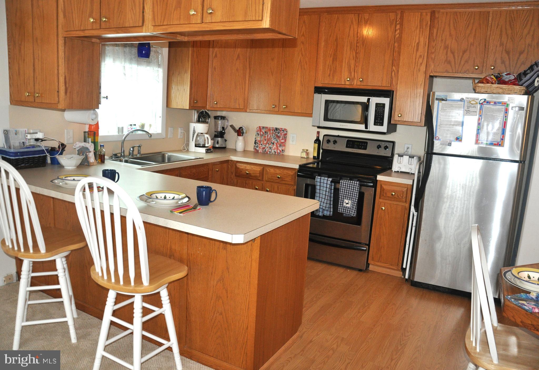 BAYSHORE ESTATES - Residential