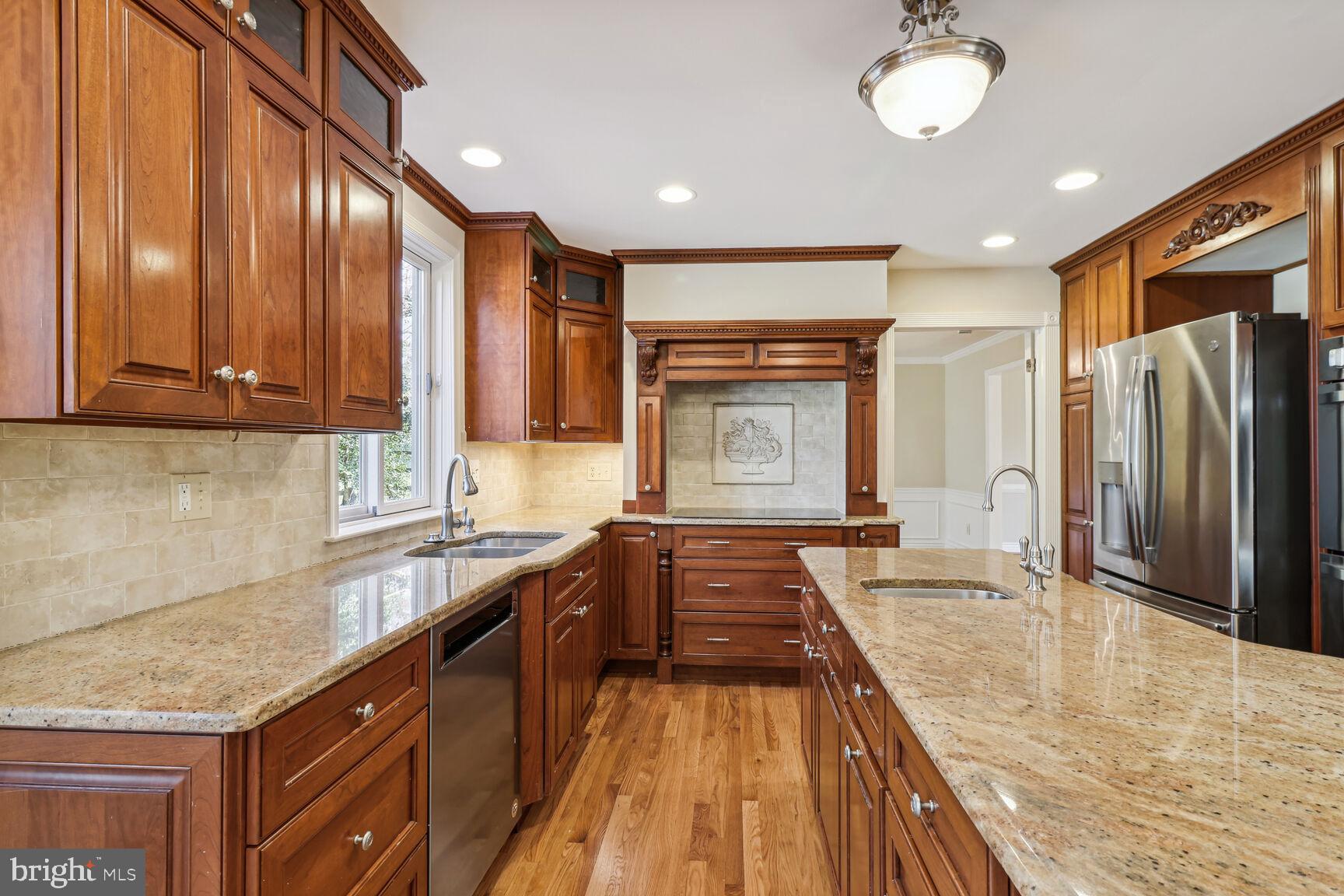 TAJ THE - Residential