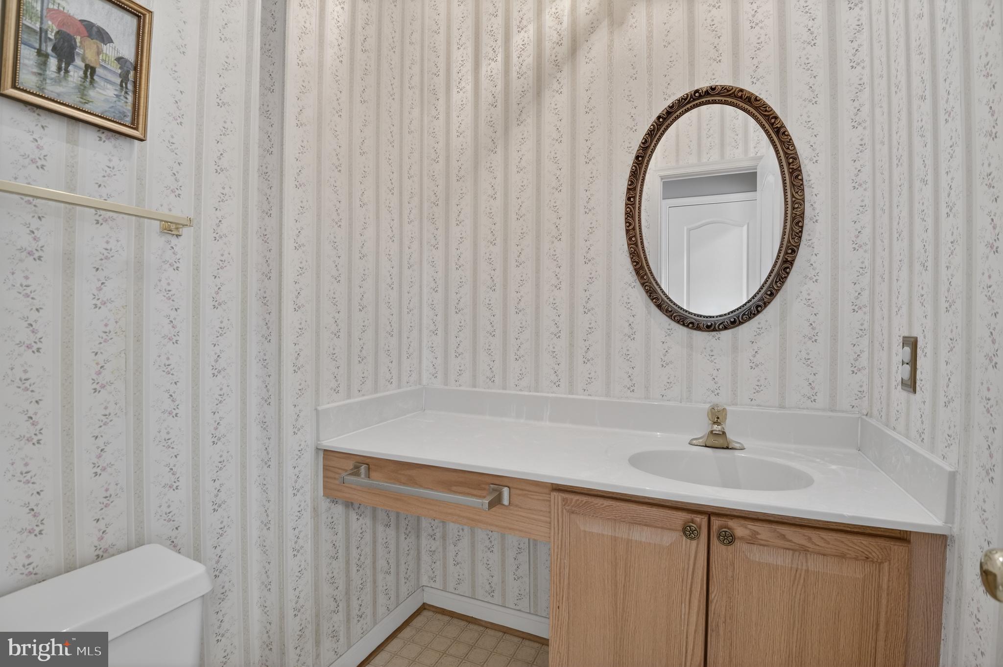 SHERWOOD FOREST MANOR - Residential