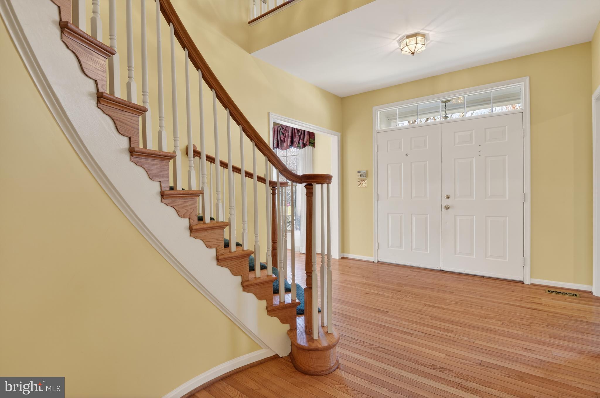 SHERWOOD FOREST MANOR - Residential