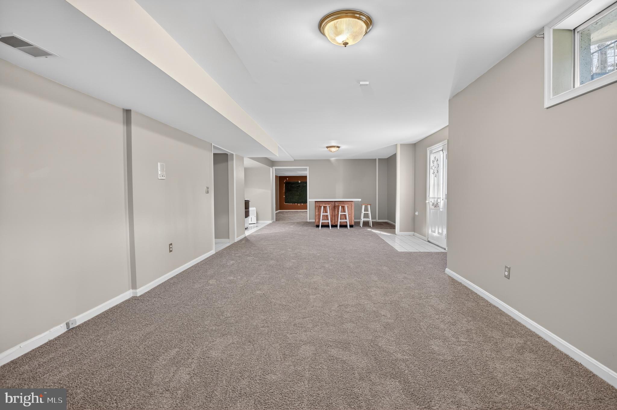 SHERWOOD FOREST MANOR - Residential