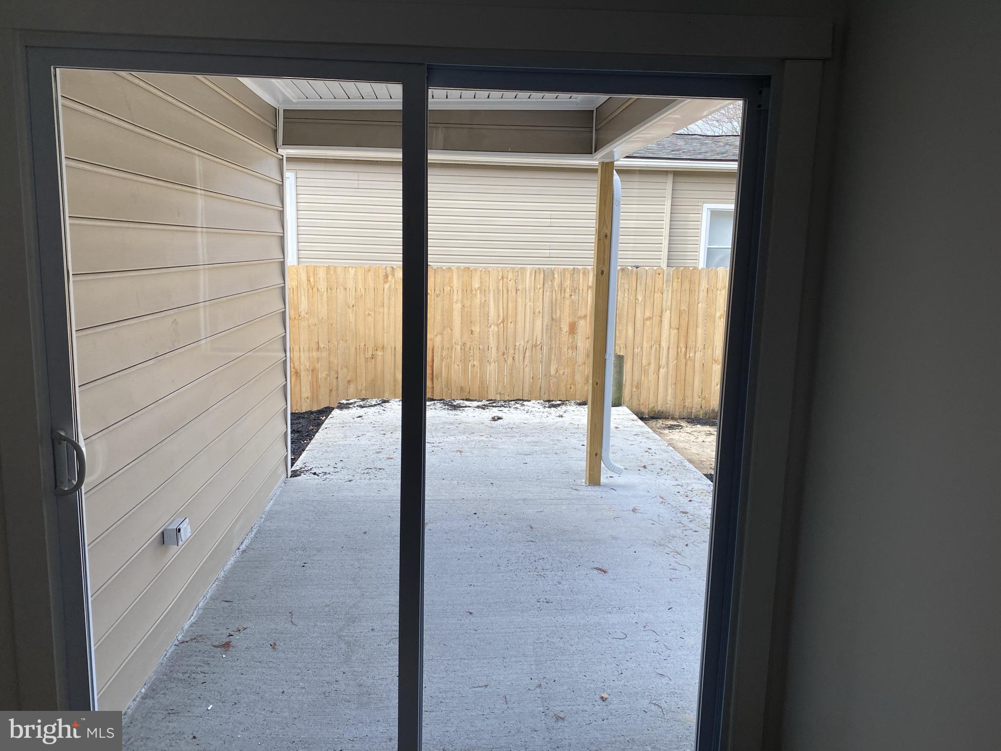 EDGEMERE/SPARROWS POINT - Residential Lease