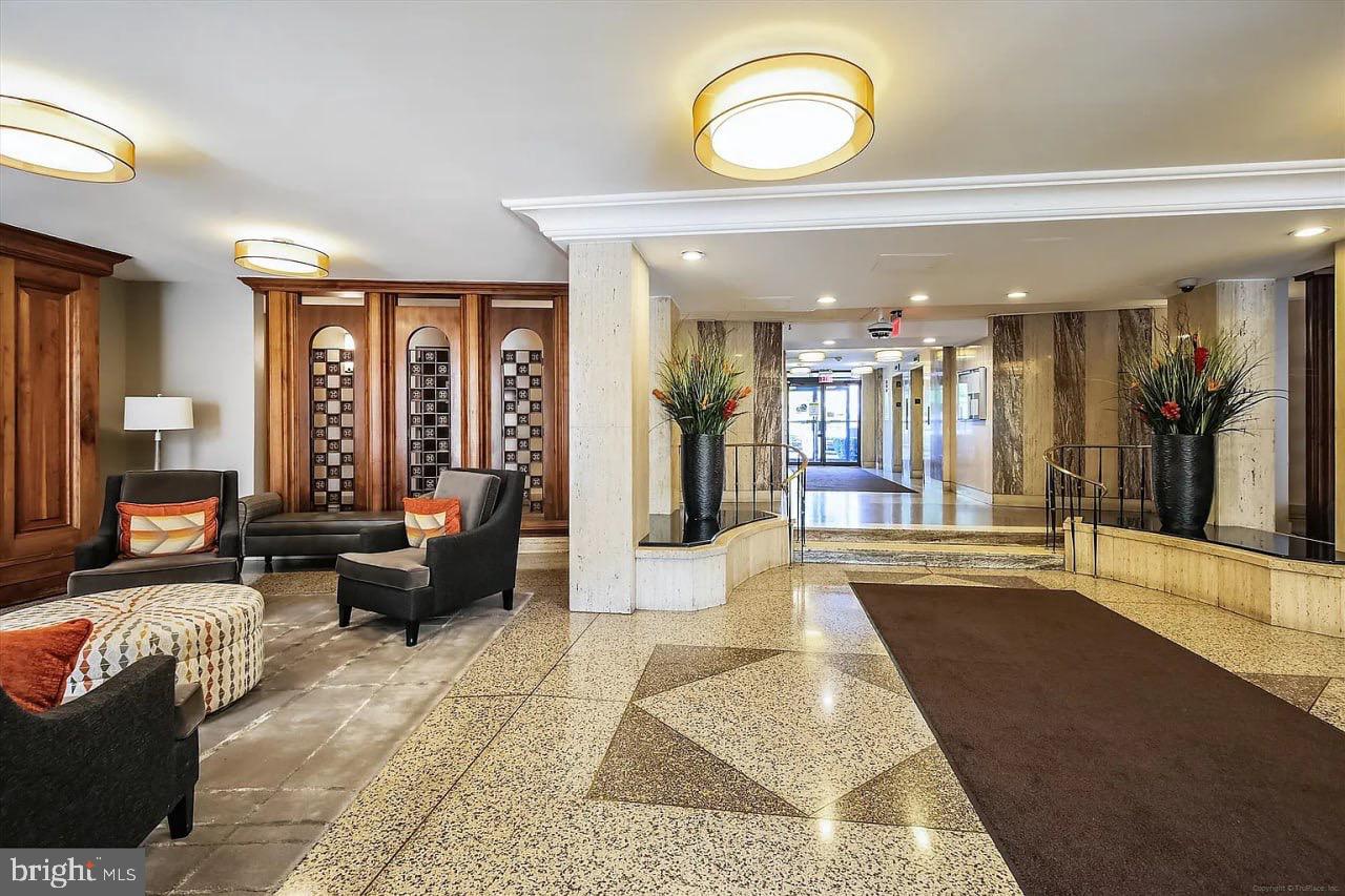 1111 UNIVERSITY BOULEVARD W 717-A