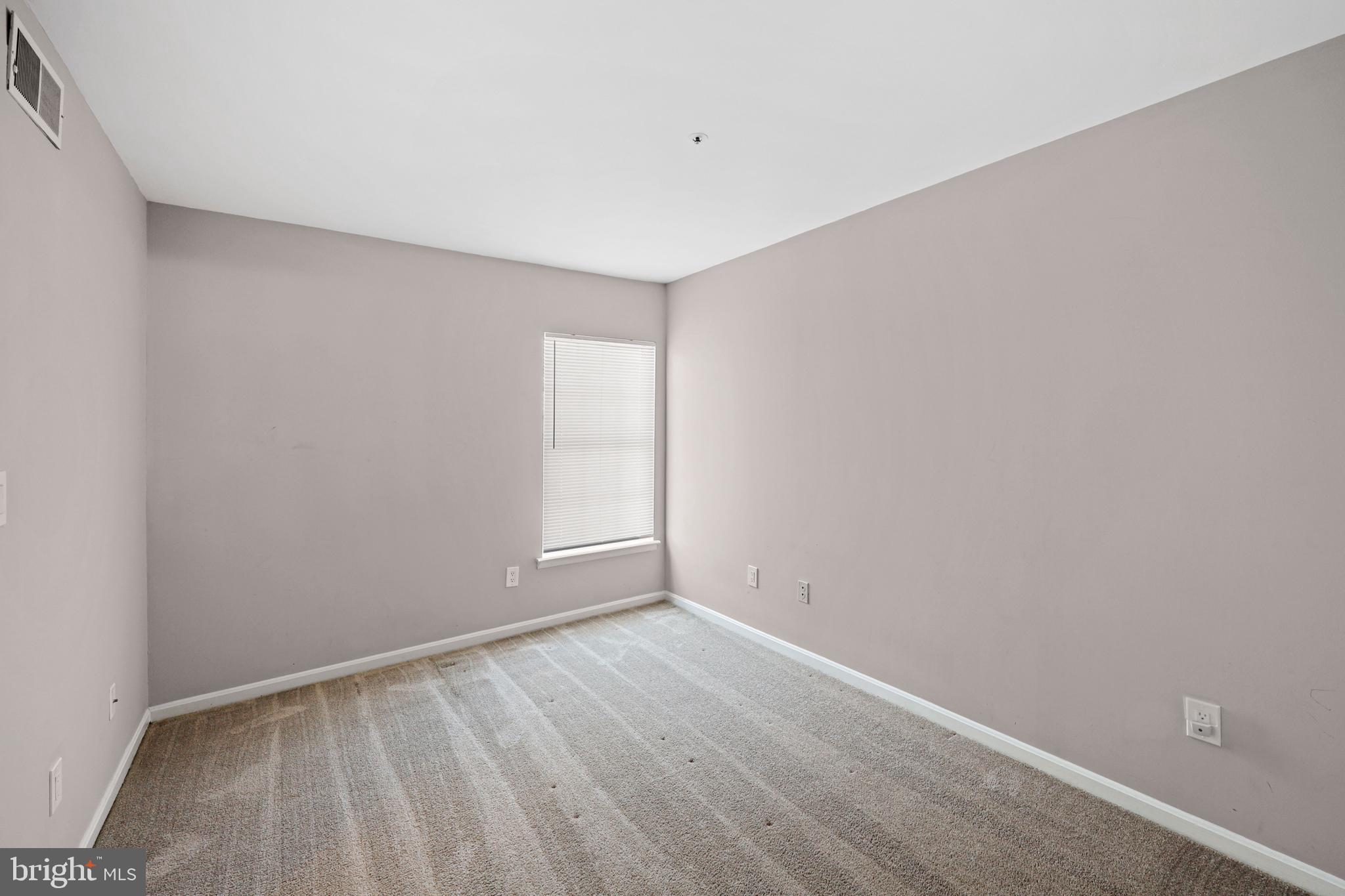 VISTAS AT LAUREL LAKES - Residential Lease