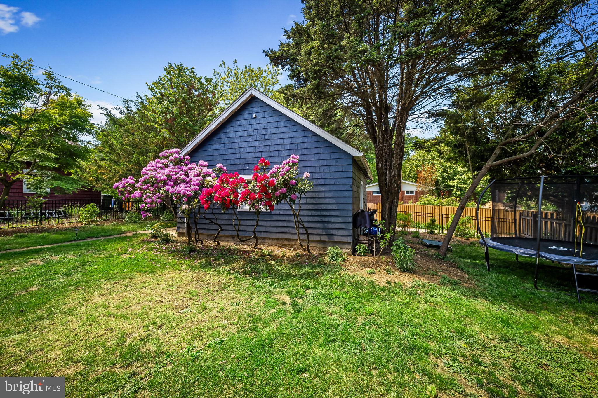 MOUNT WASHINGTON - Residential