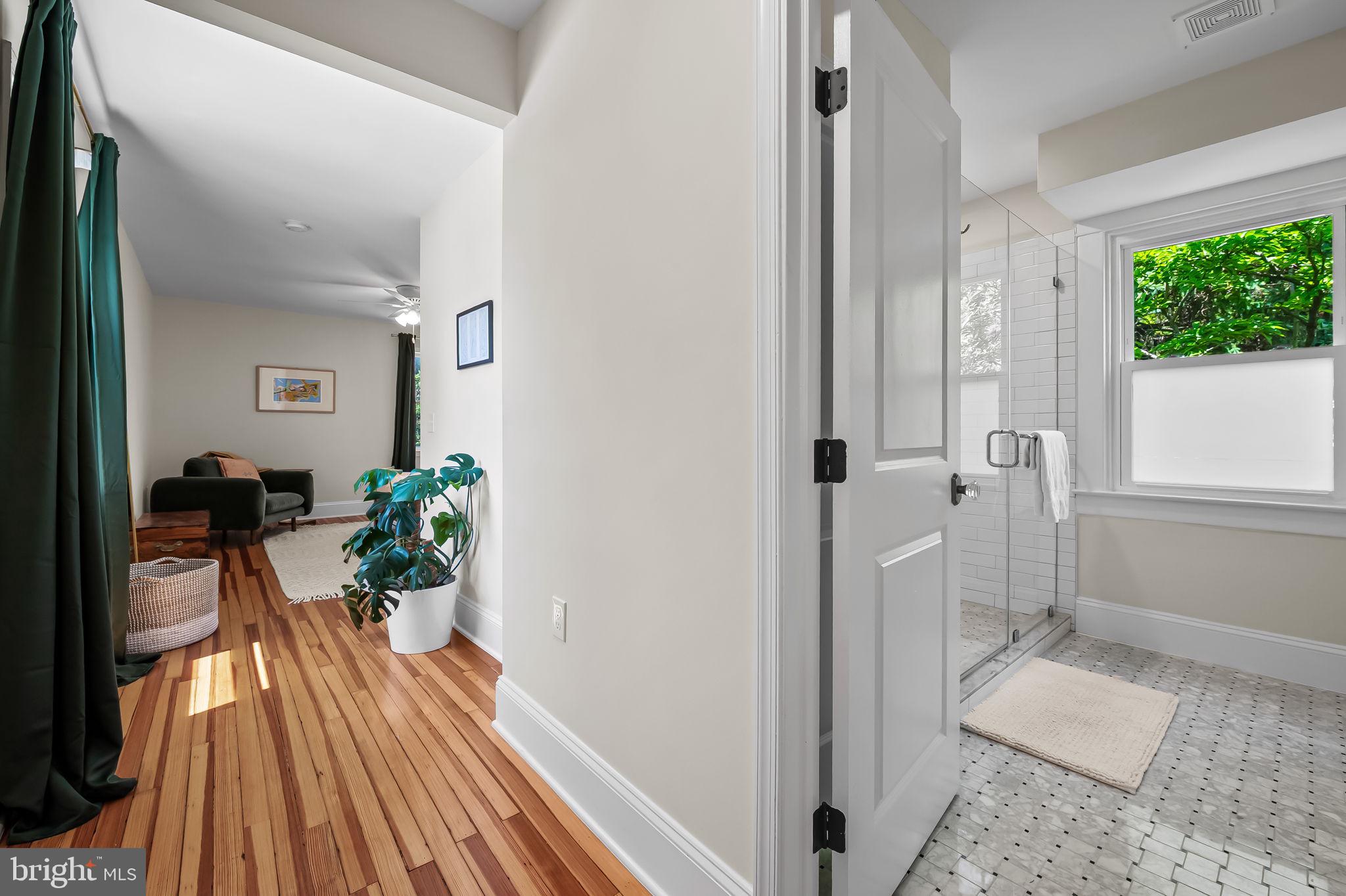 MOUNT WASHINGTON - Residential