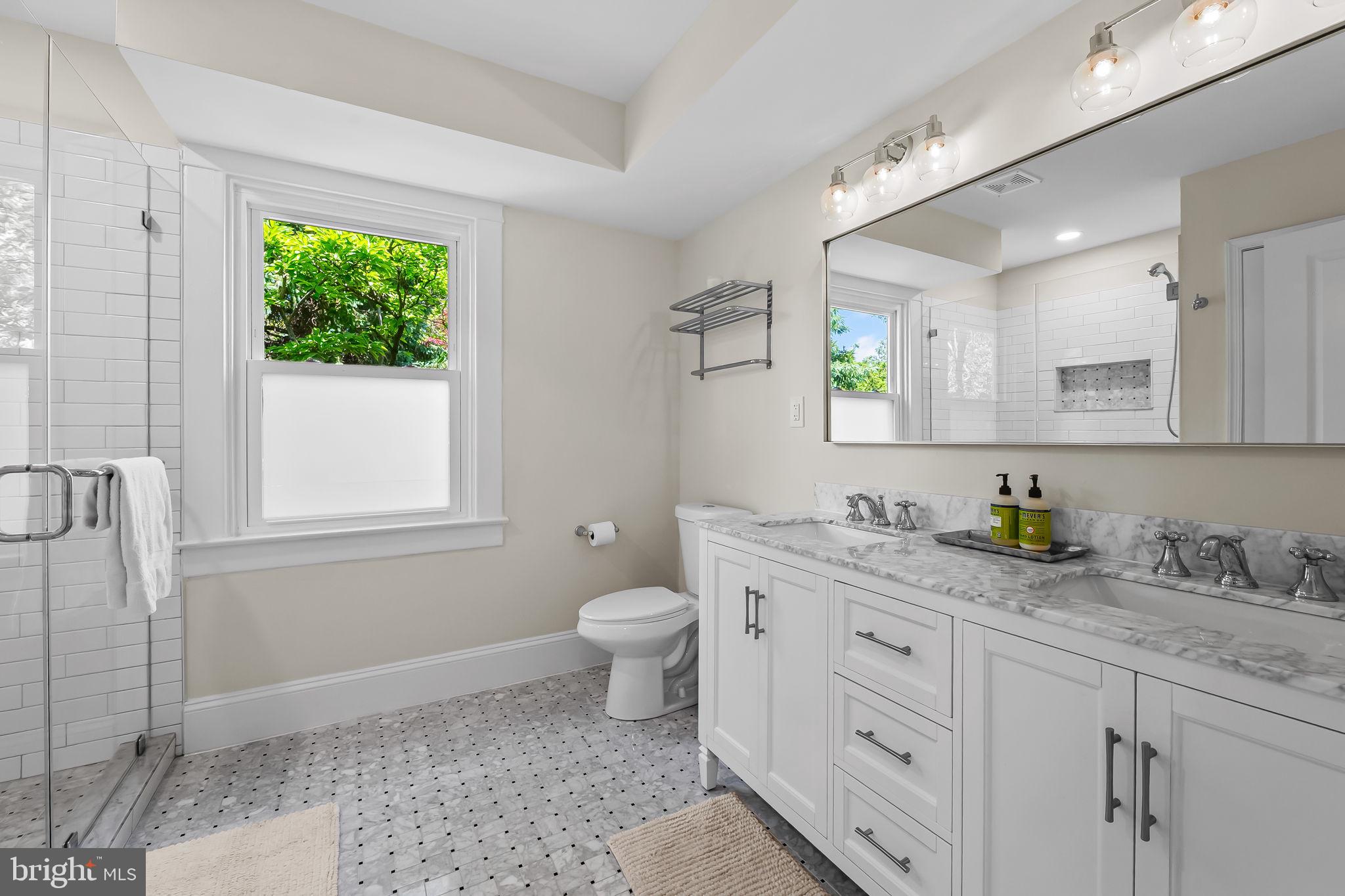 MOUNT WASHINGTON - Residential